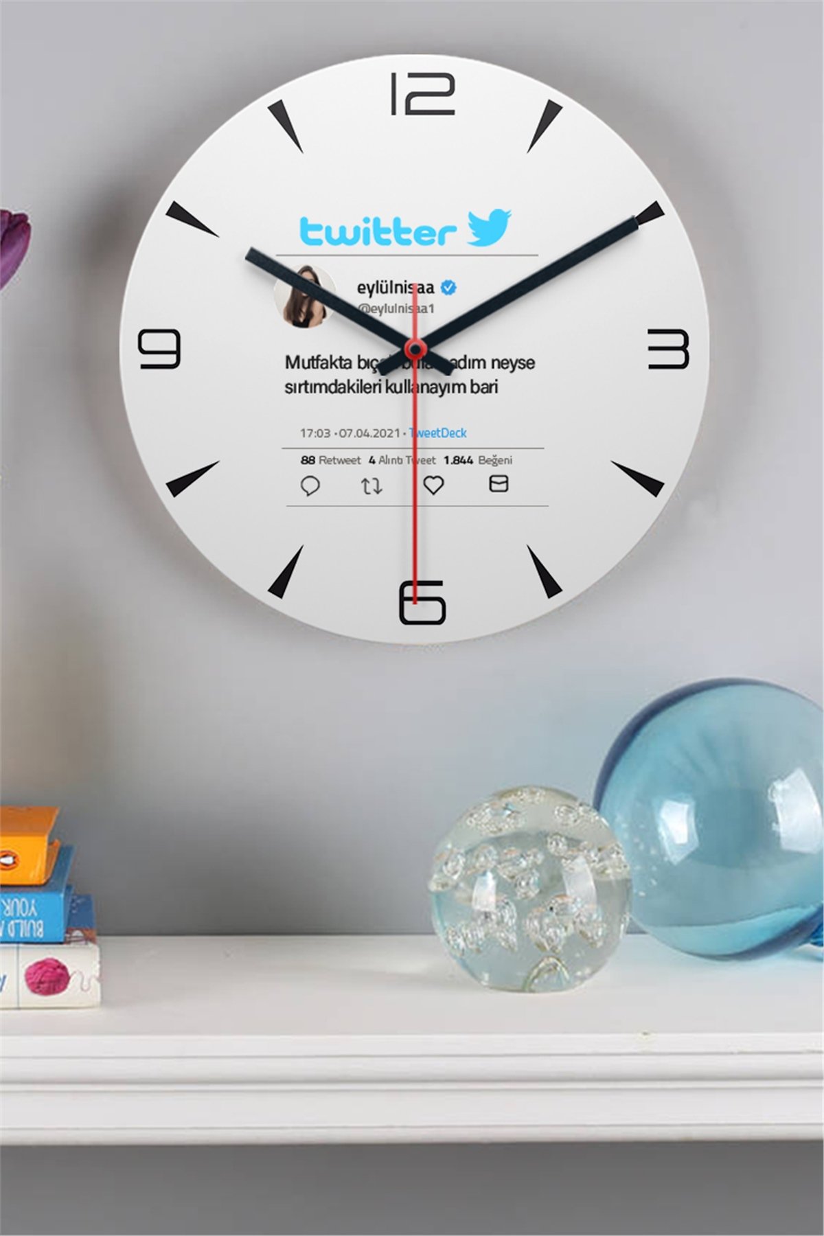 Kişiye Özel Twitter Tasarım Fotoğraflı Ahşap Duvar Saati | Hediye Dükkanı