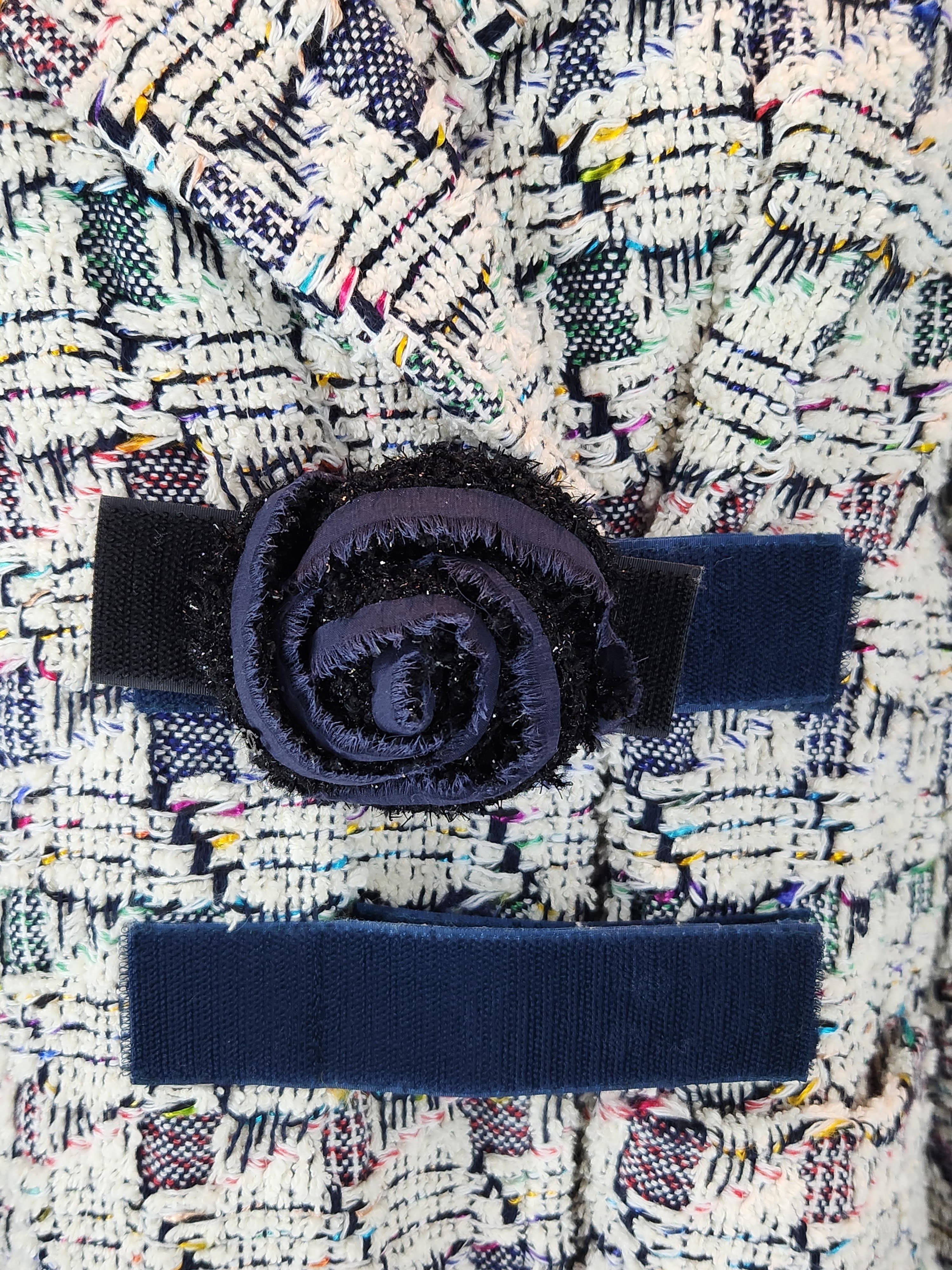 Chanel 17S Runway Ivory And Teal Tweed Velcro Jacket 36