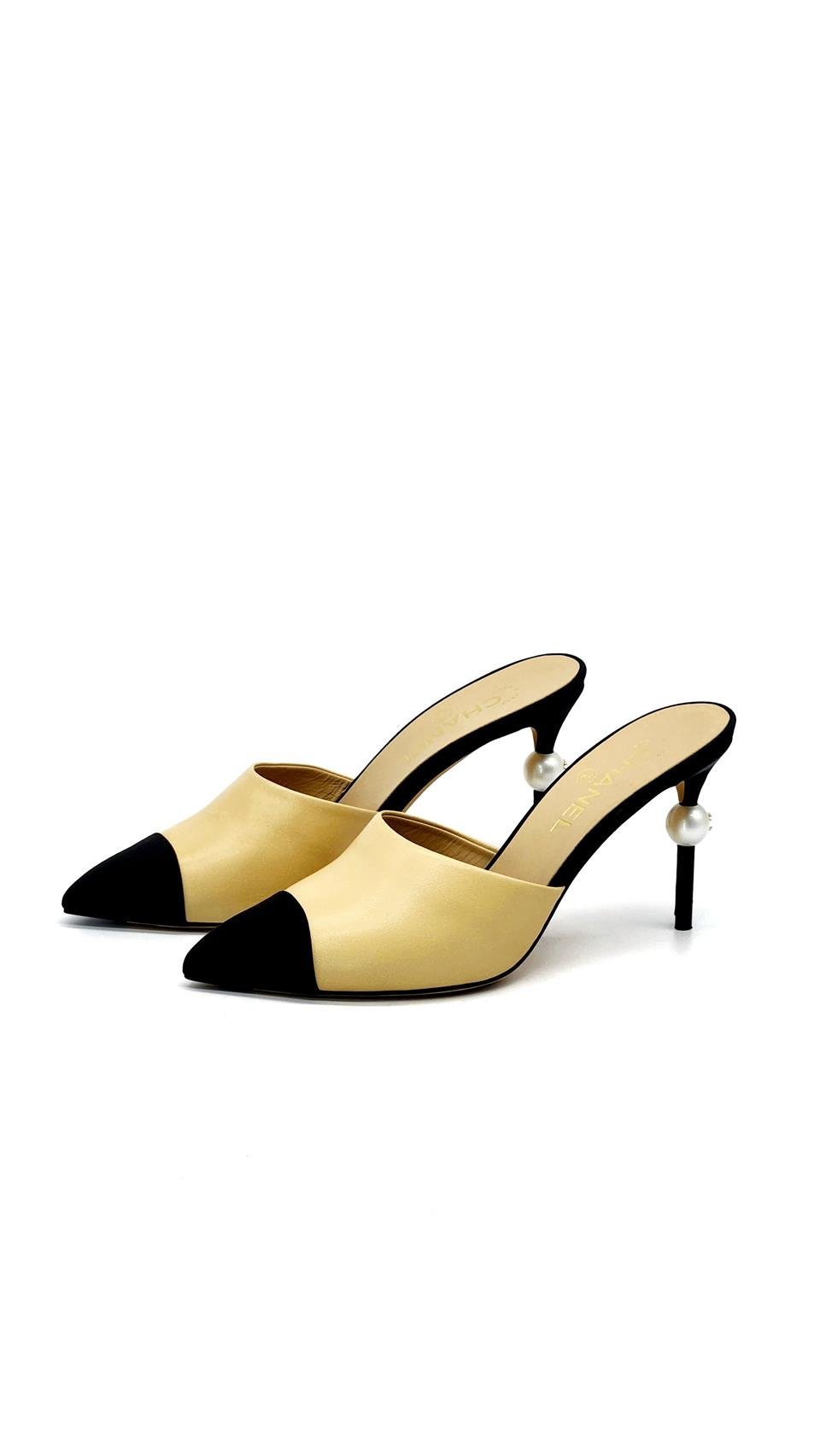 Chanel Beige Black Goatskin Grosgrain Cap Toe Pearl Mule 39