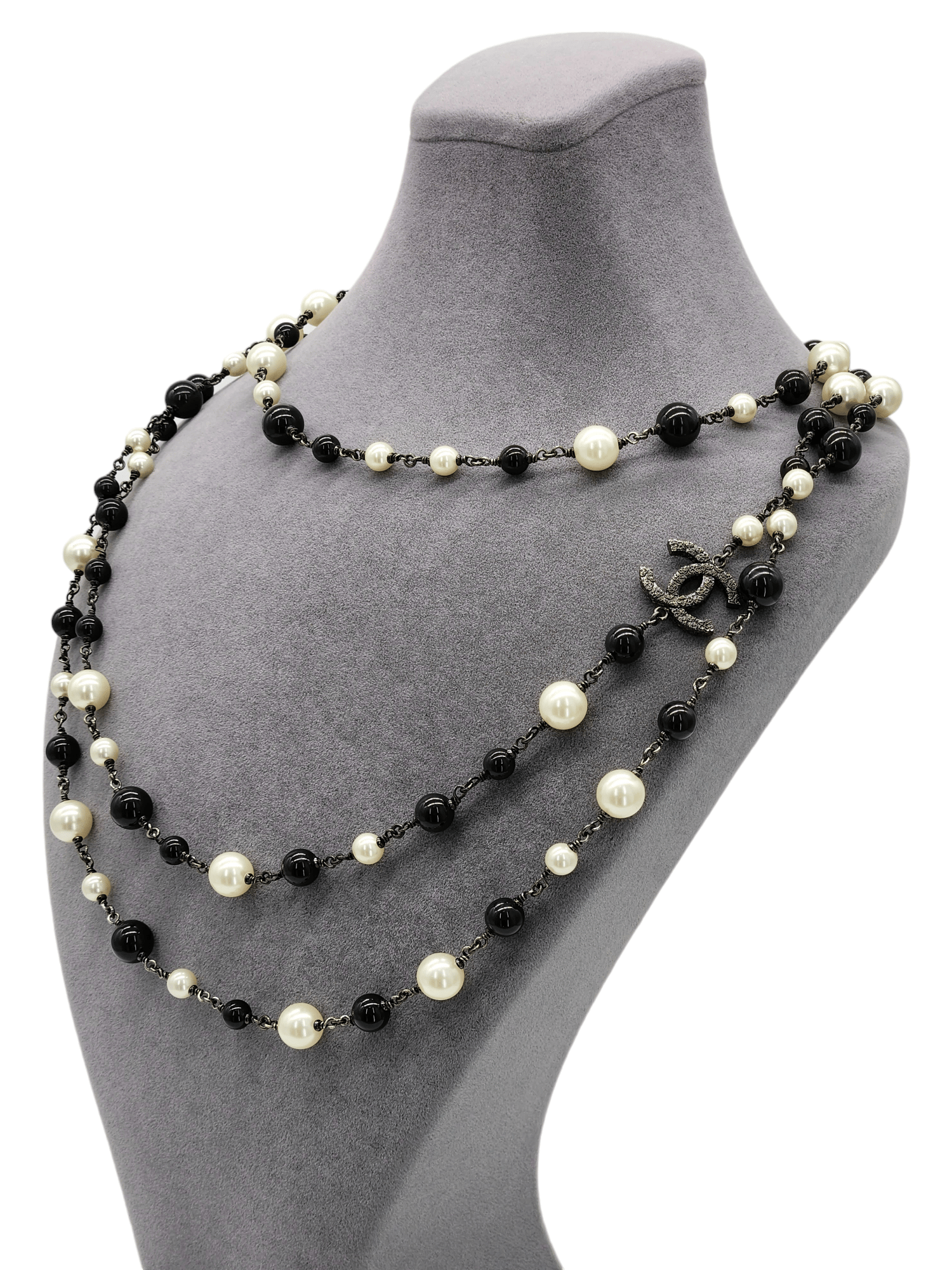 Chanel black pearl necklace sale