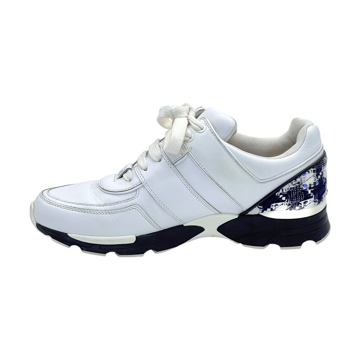 Chanel White Leather Sneaker 37