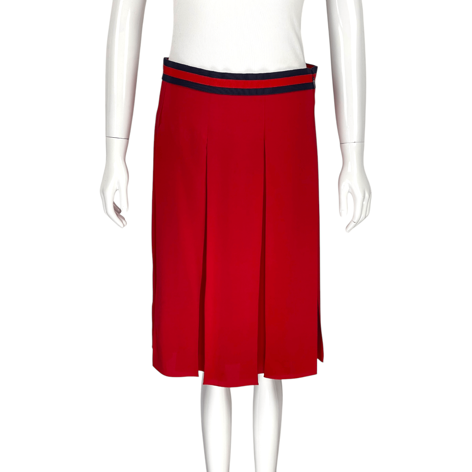 Gucci Red Pleated Silk Skirt IT40