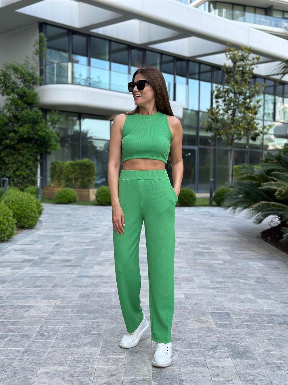 Yeşil Kaşkorse Sıfır Kol Bluz Pantolon Kadın İkili Takım