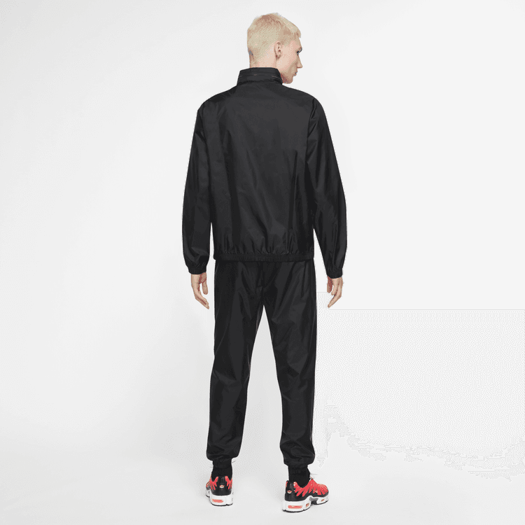 Nike sportswear black hotsell