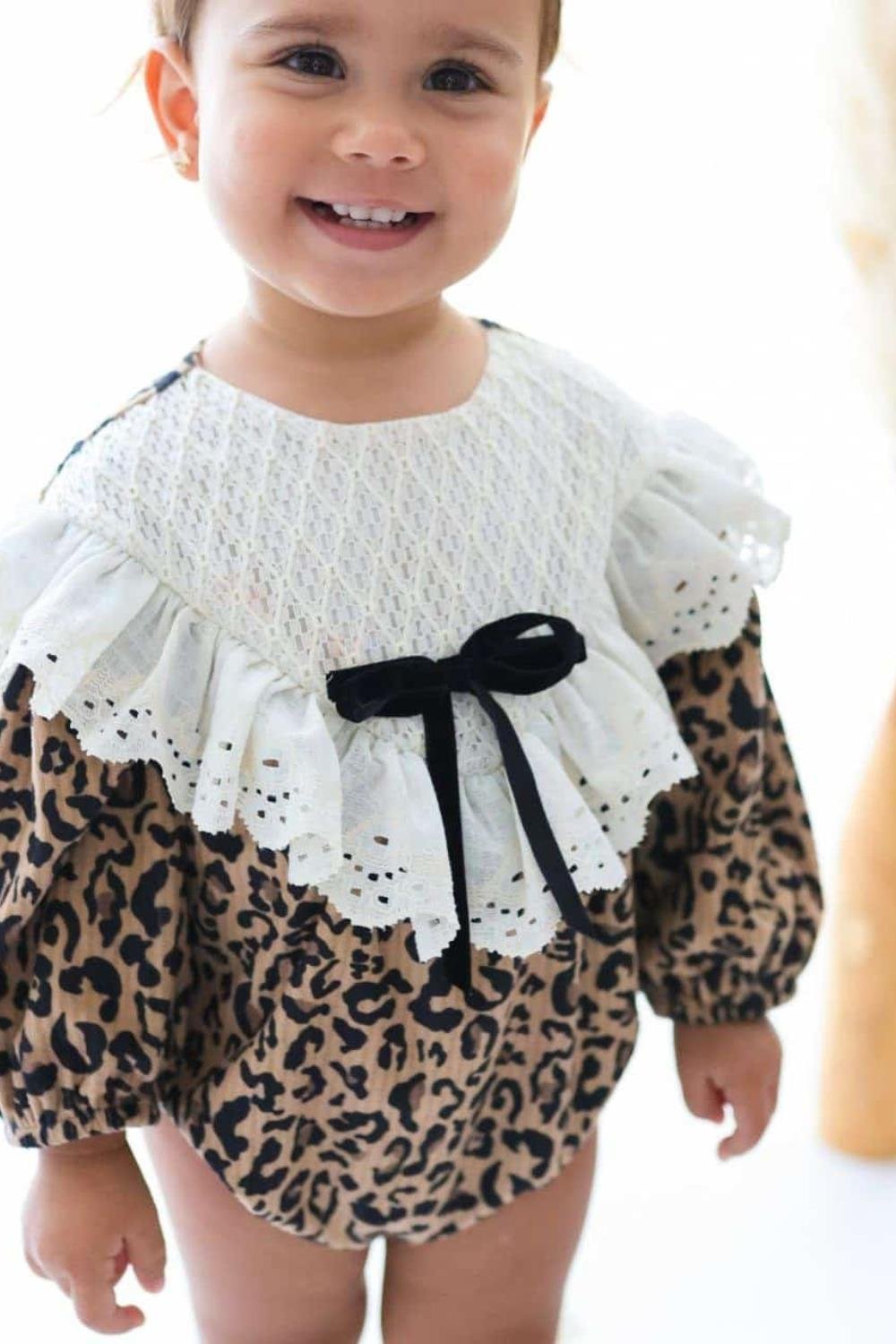 Kahverengi  Fisto Yakalı Leopar Desenli Kız Bebek Romper - Lenora