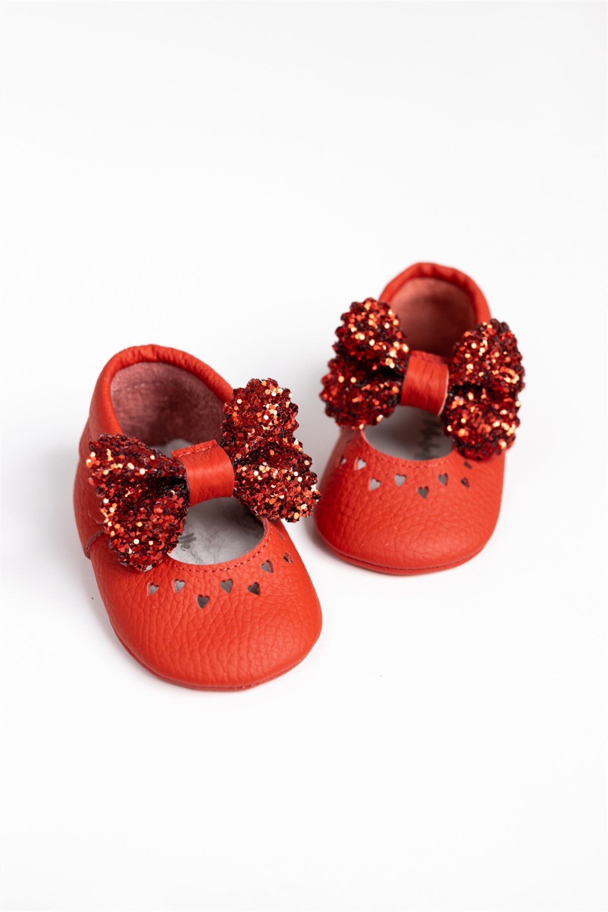 Kırmızı Pullu Fiyonklu Deri Kız Bebek MakosenLM917 | Le Mabelle