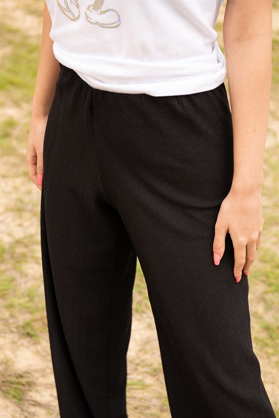 Siyah Bürümcük Kumaş Bol Paça Pantolon | Berse Butik
