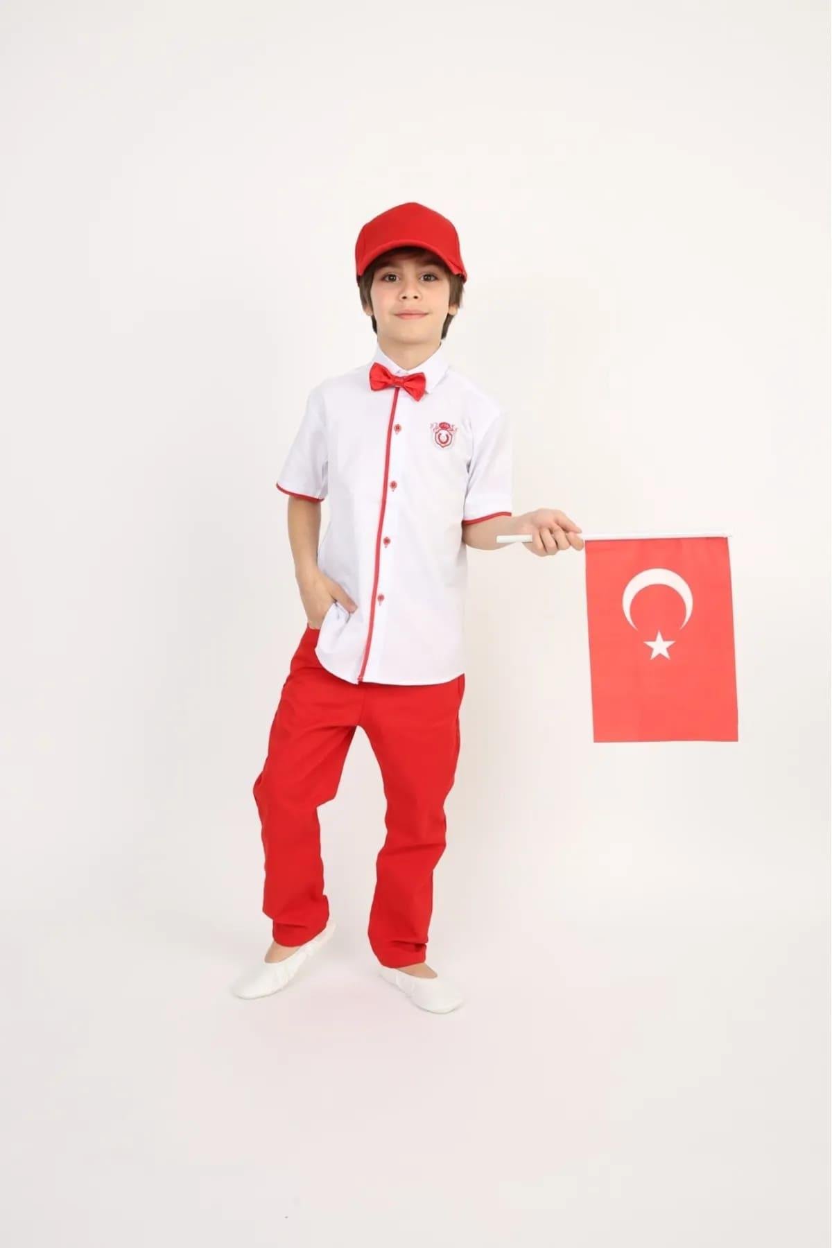 Erkek Çocuk 23 Nisan 29 Ekim 10 Kasım 19 Mayıs Gösteri Kıyafeti Beyaz Gömlek Papyon Kırmızı Pantolon Takım