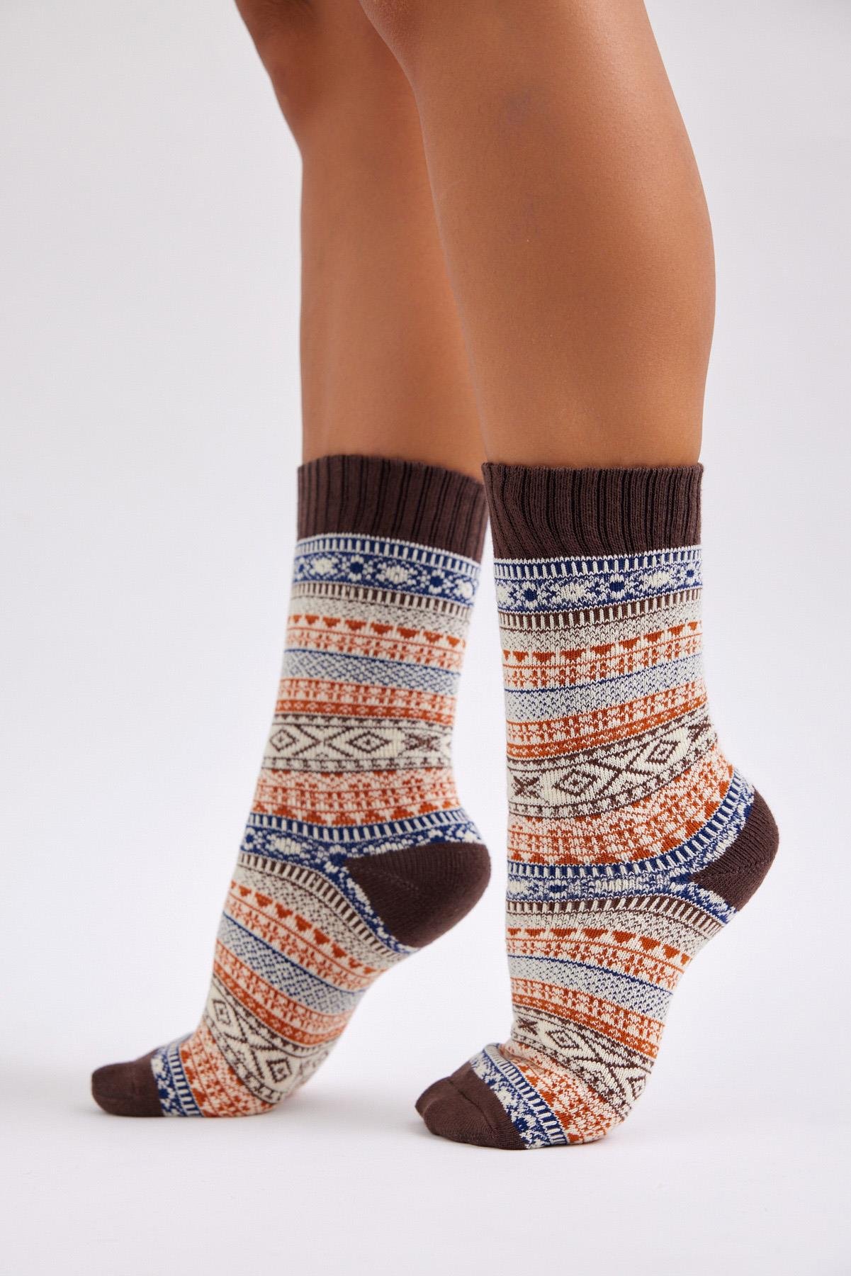 KAlın Kışlık Desenli Unisex Çorap Kahverengi