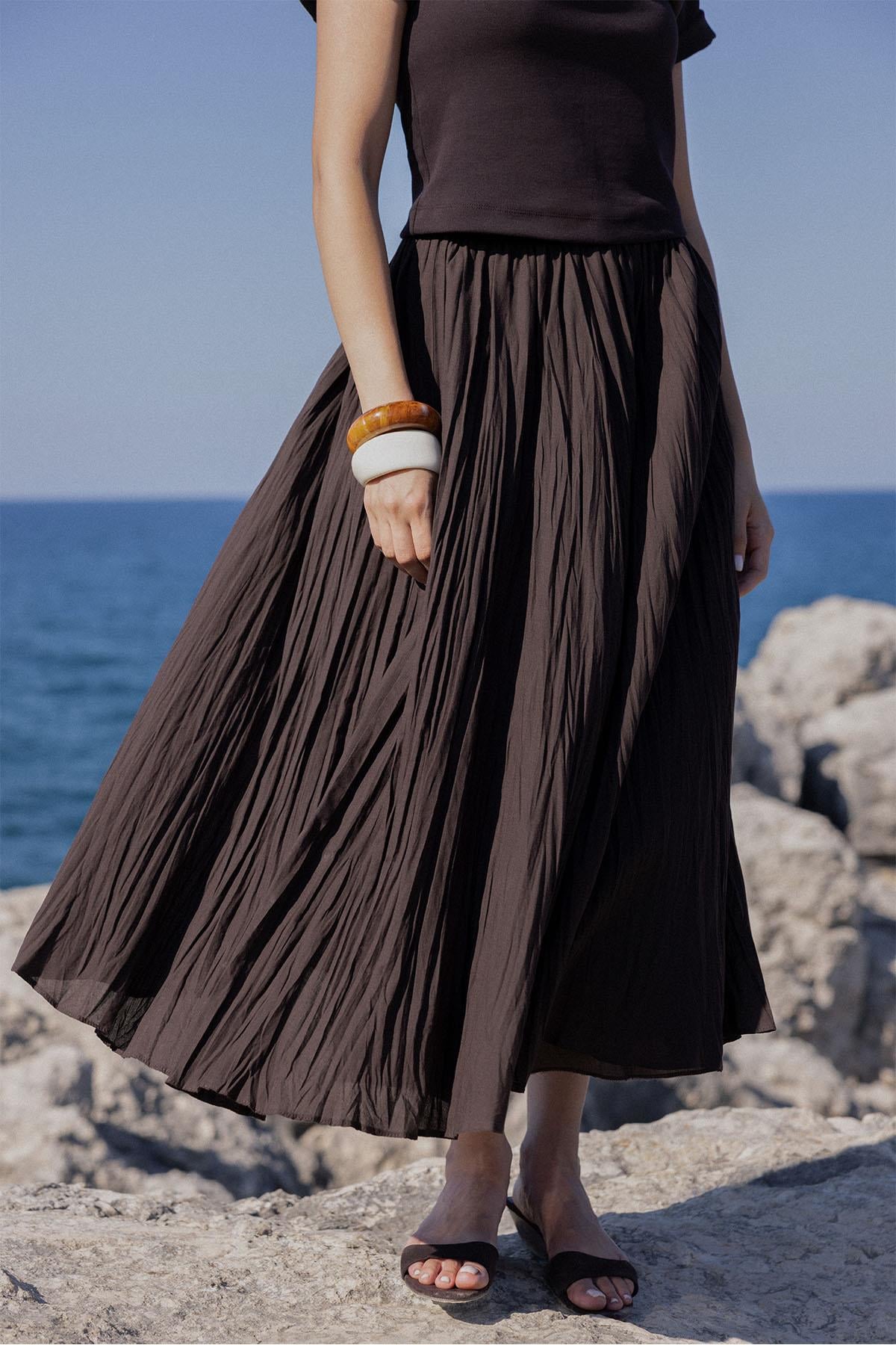 Bitter Brown Donette Pleated Skirt | Suud Collection