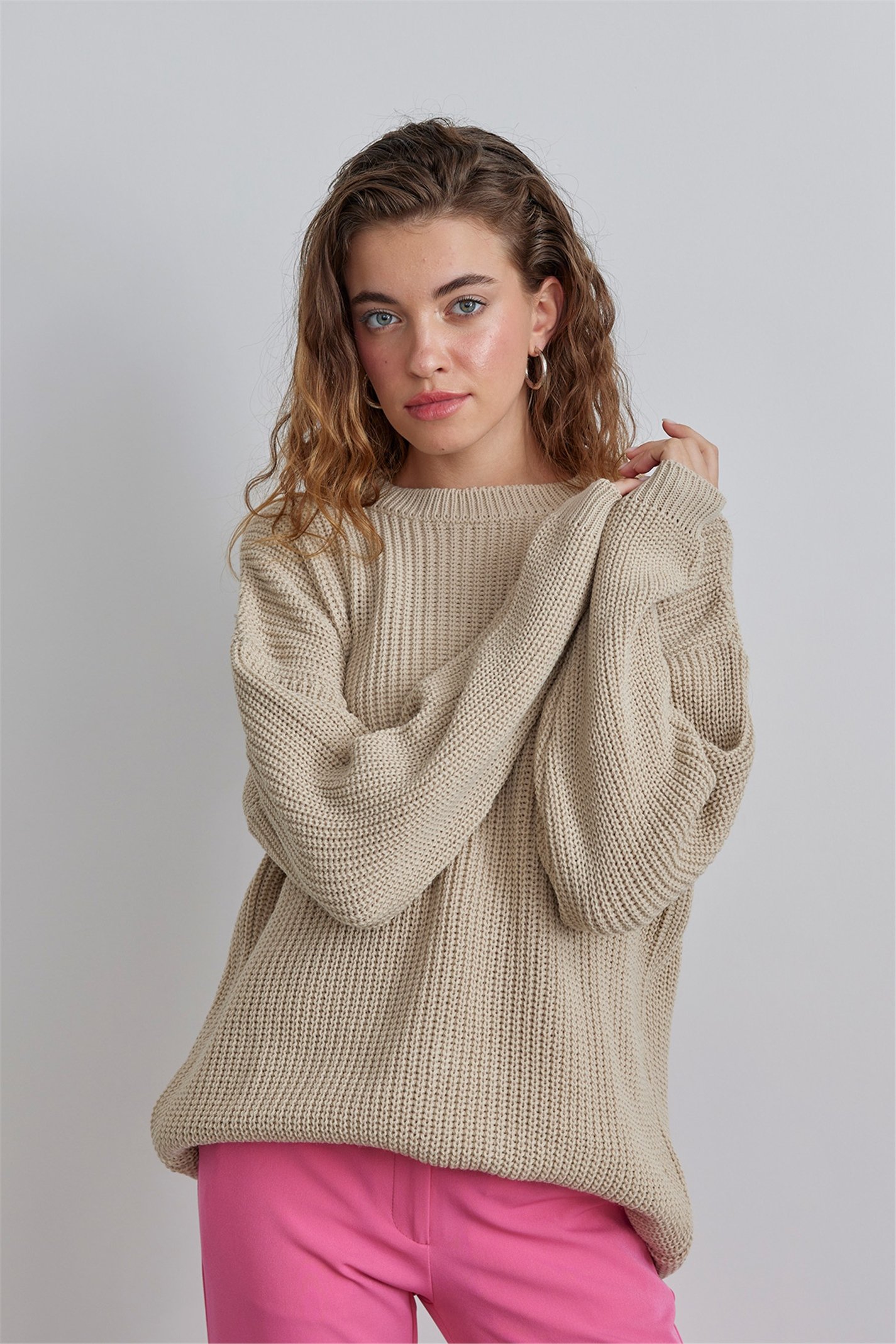 Beige Oversize Knitwear Sweater | Suud Collection