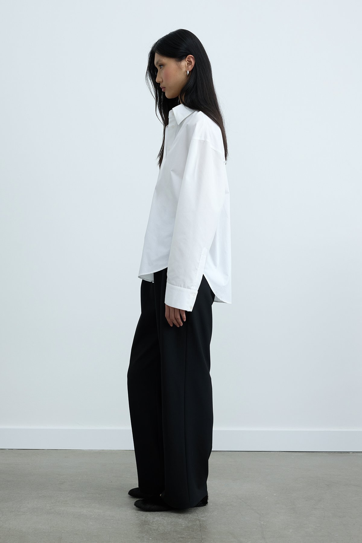 White Paper Oversize Poplin Shirt | Suud Collection