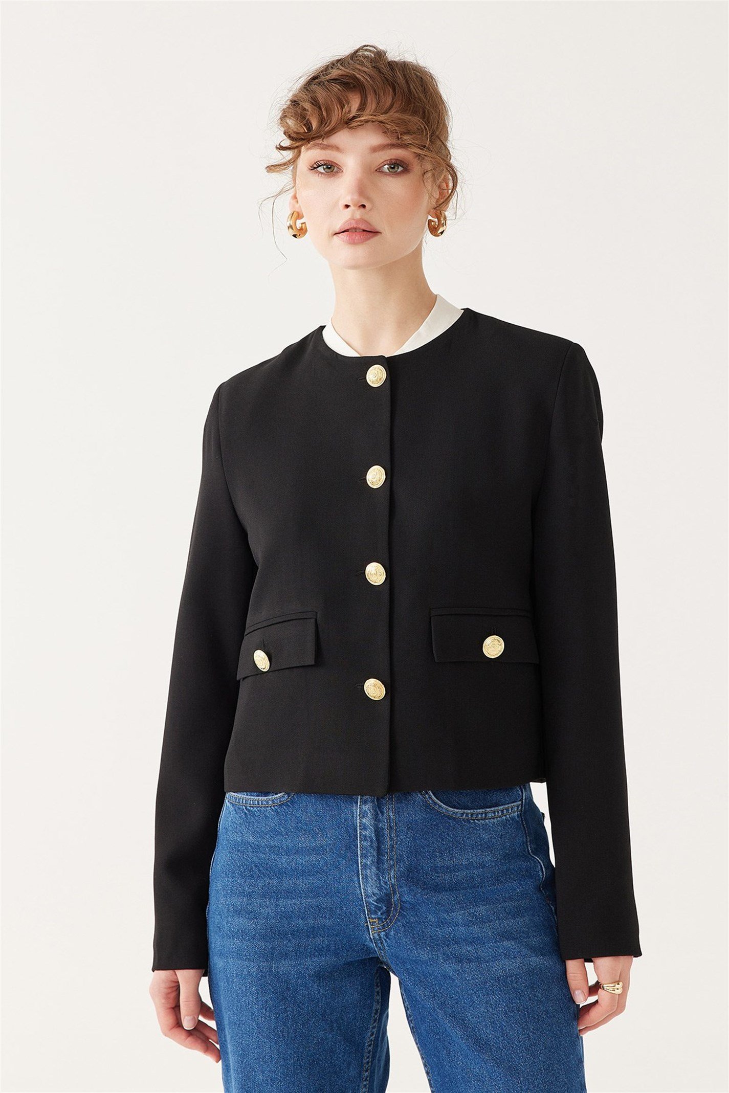 Black Crop Buttoned Jacket Suud Collection