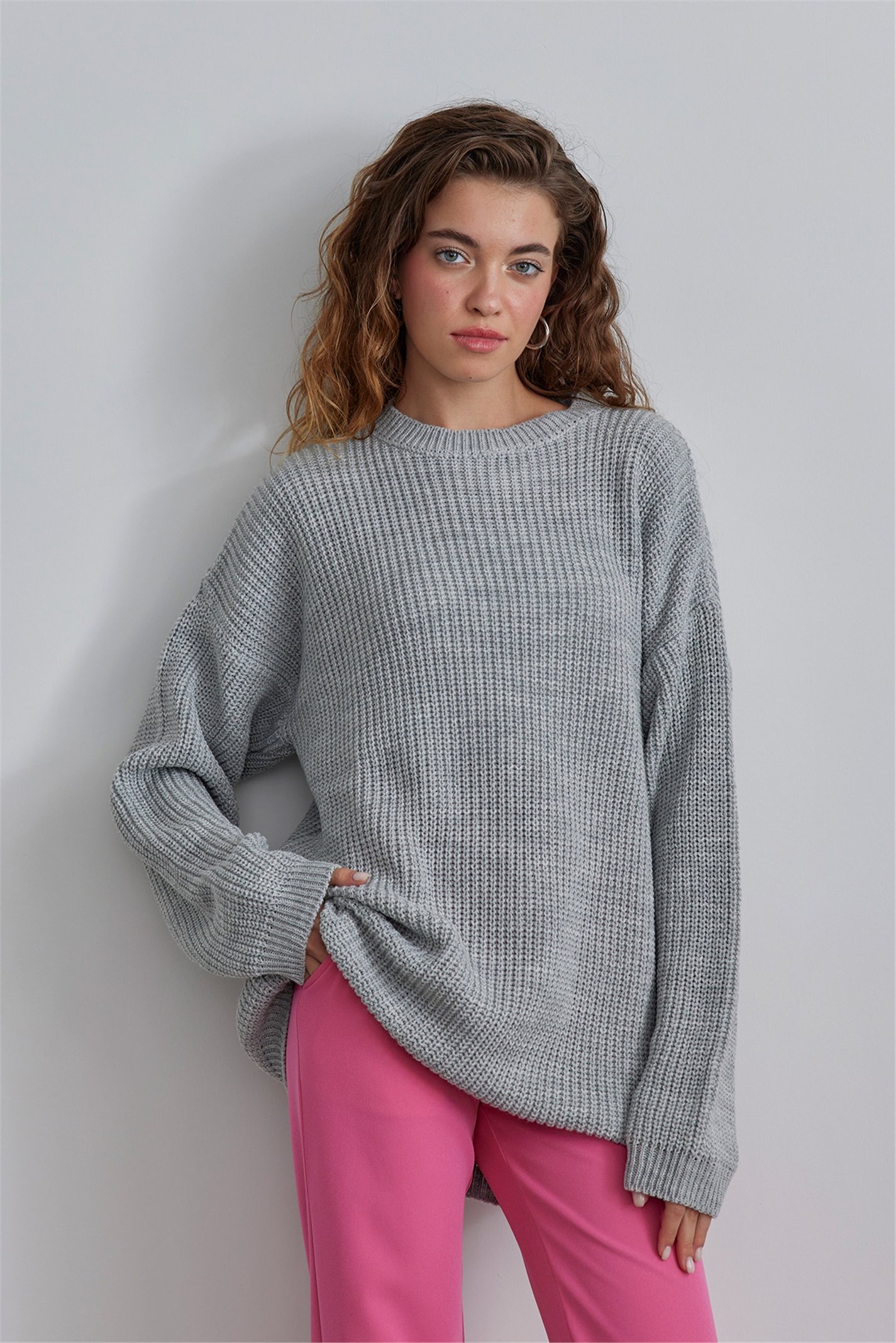 Gray Oversize Knitwear Sweater | Suud Collection
