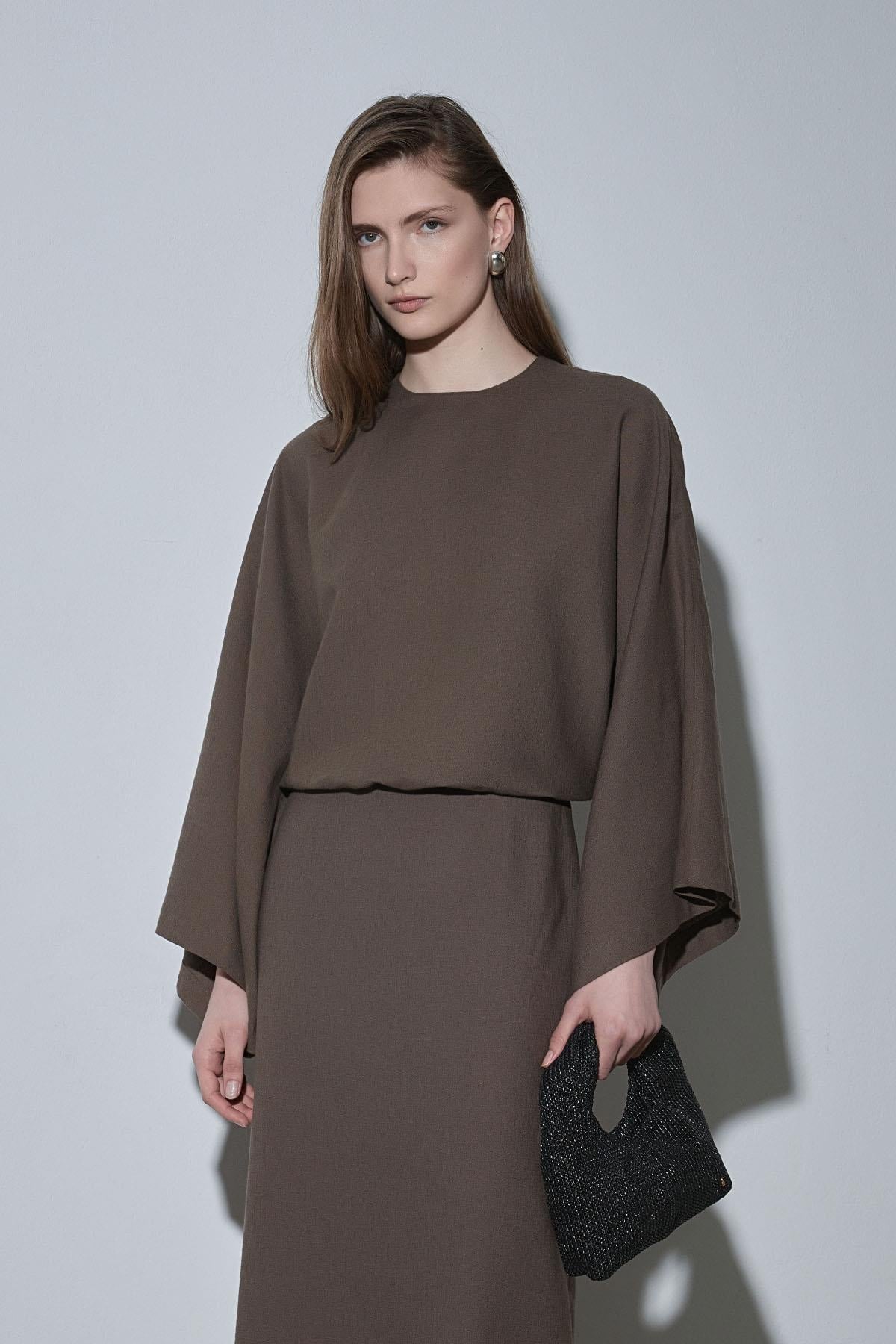 Kahverengi Jaylen Yarasa Kol Keten Bluz | Suud Collection