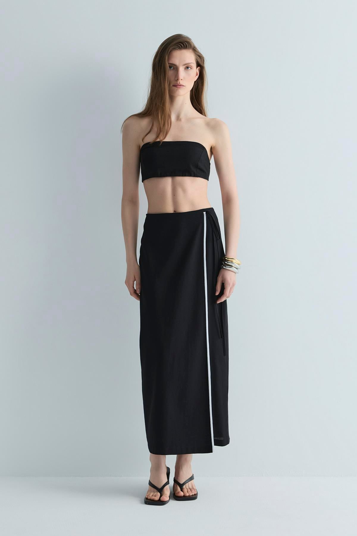 Black Mira Wrap Linen Skirt | Suud Collection