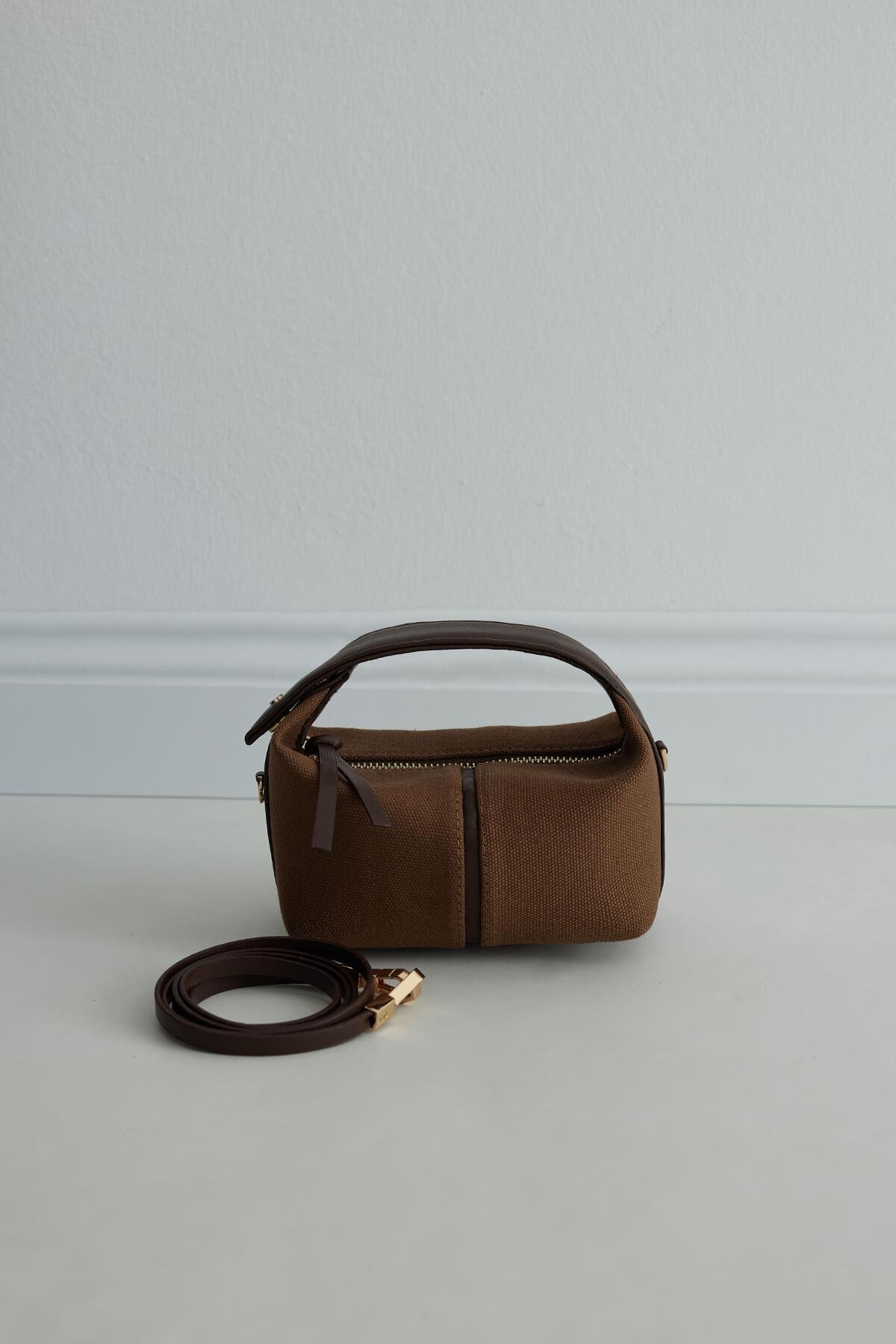 ★LE ABONNE★ Bonbon bag_dark brown Chanel Bronze Jumbo Patent Bon Bons Cabas Tote Bag