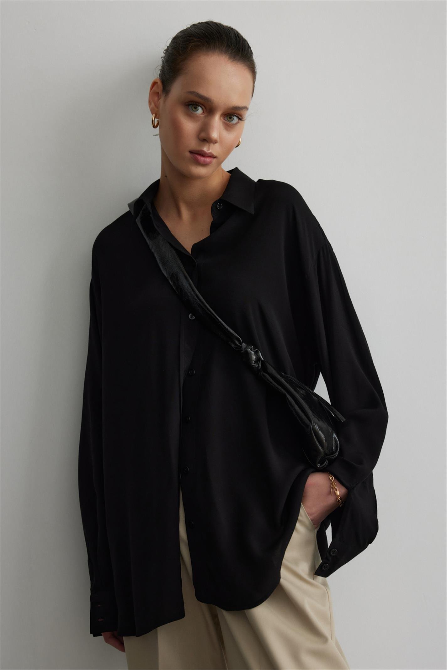 Black clearance flowy shirt