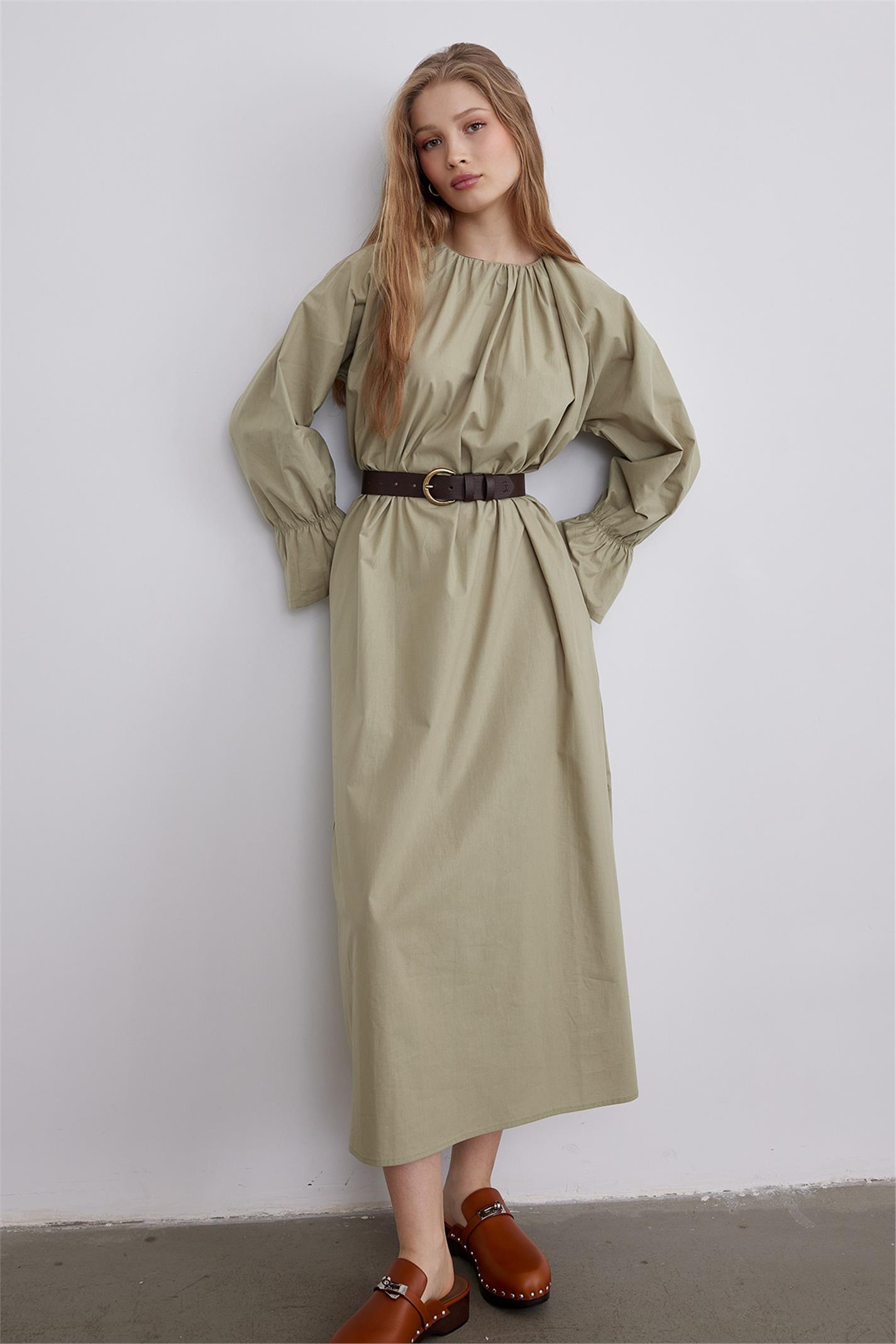 Green Raglan Sleeve Pleated Dress Suud Collection