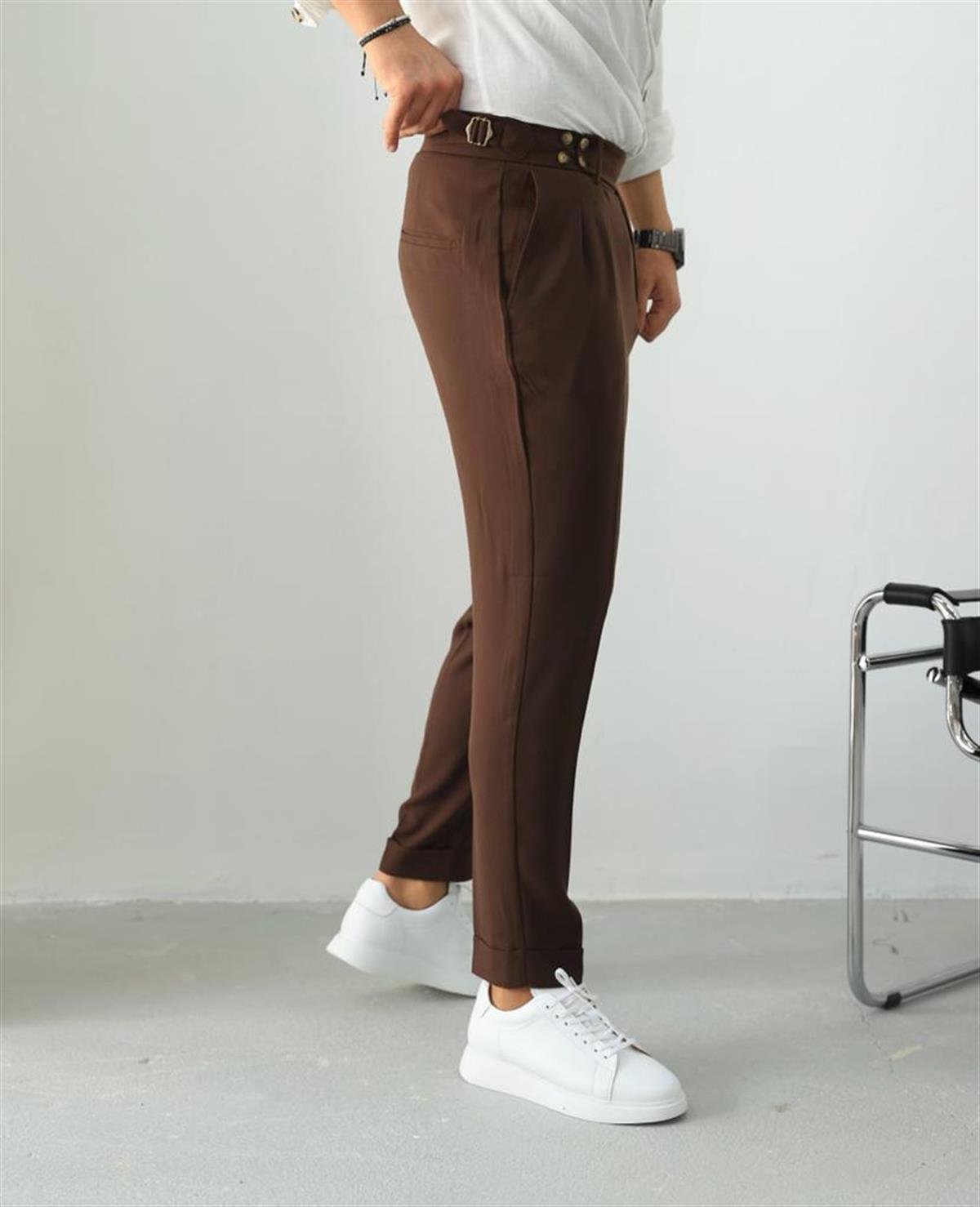 Kahverengi Yüksek Bel Pileli Pantolon