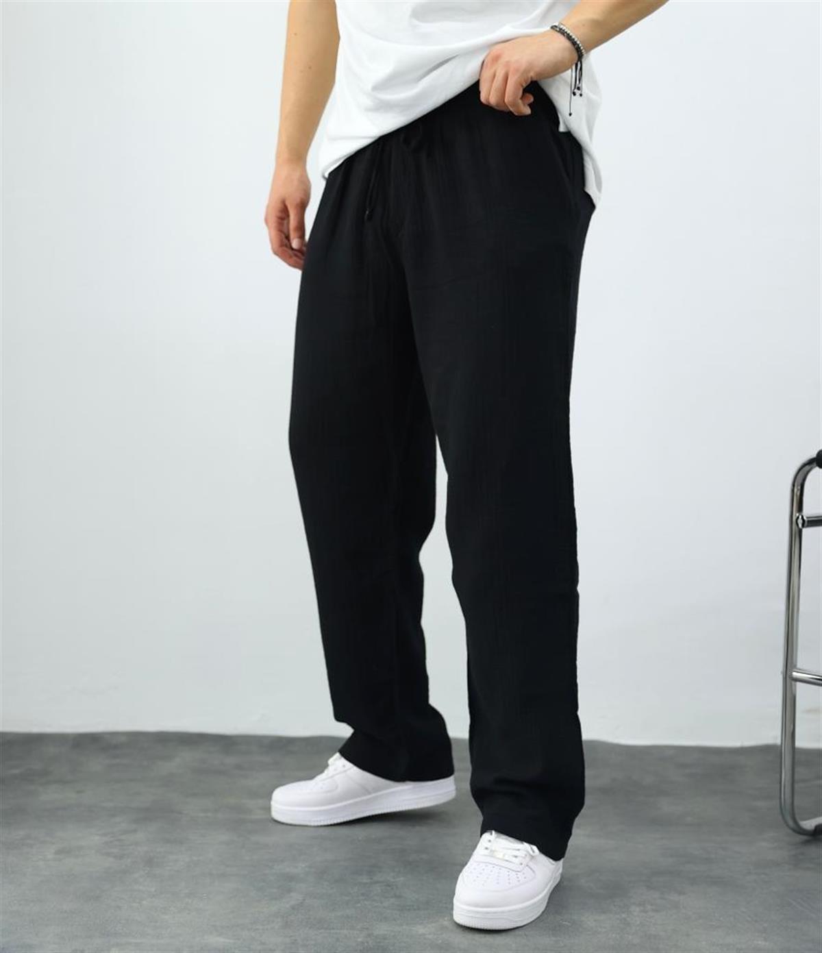 Pantolon kiygan mushuk