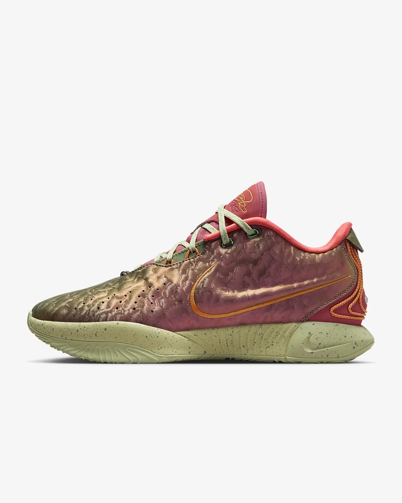 Nike LeBron 21 Queen Conch