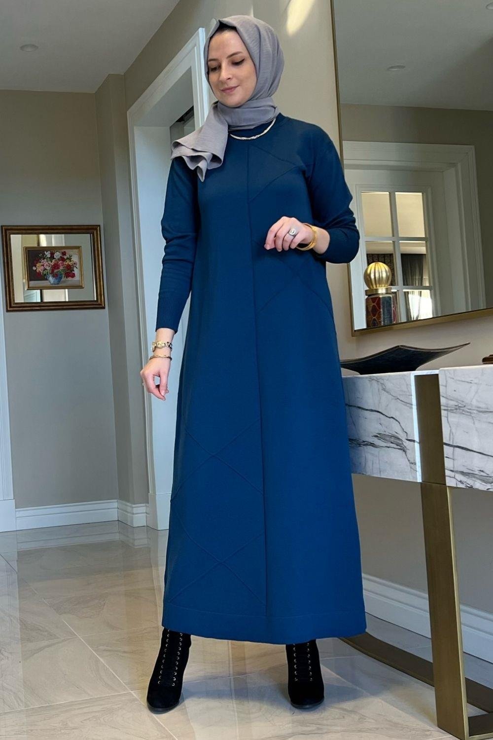 Armağan İndigo Triko Elbise - Rabia Şamlı | Tesettür Giyim, Elbise ve Kadın  Giyim Modası