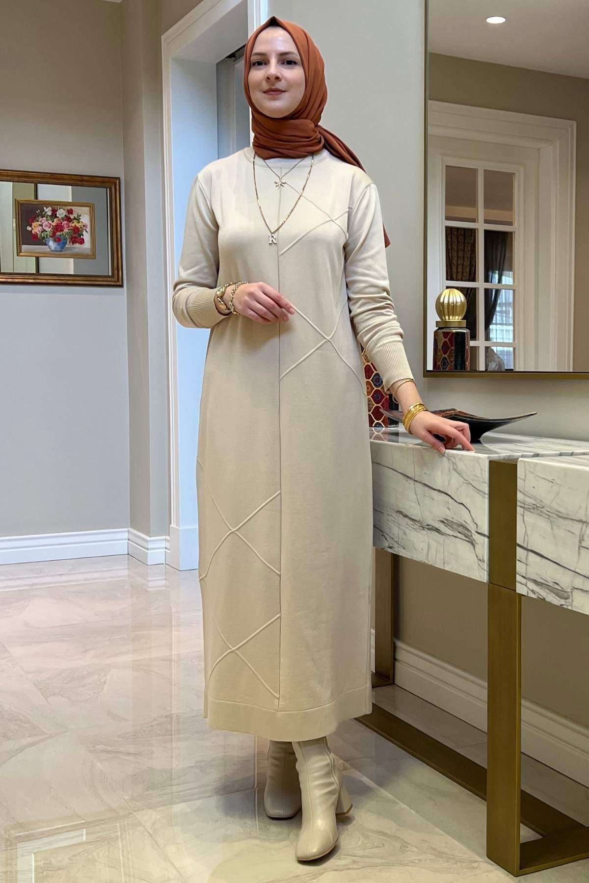 Armağan Taş Triko Elbise - Rabia Şamlı | Tesettür Giyim, Elbise ve Kadın  Giyim Modası