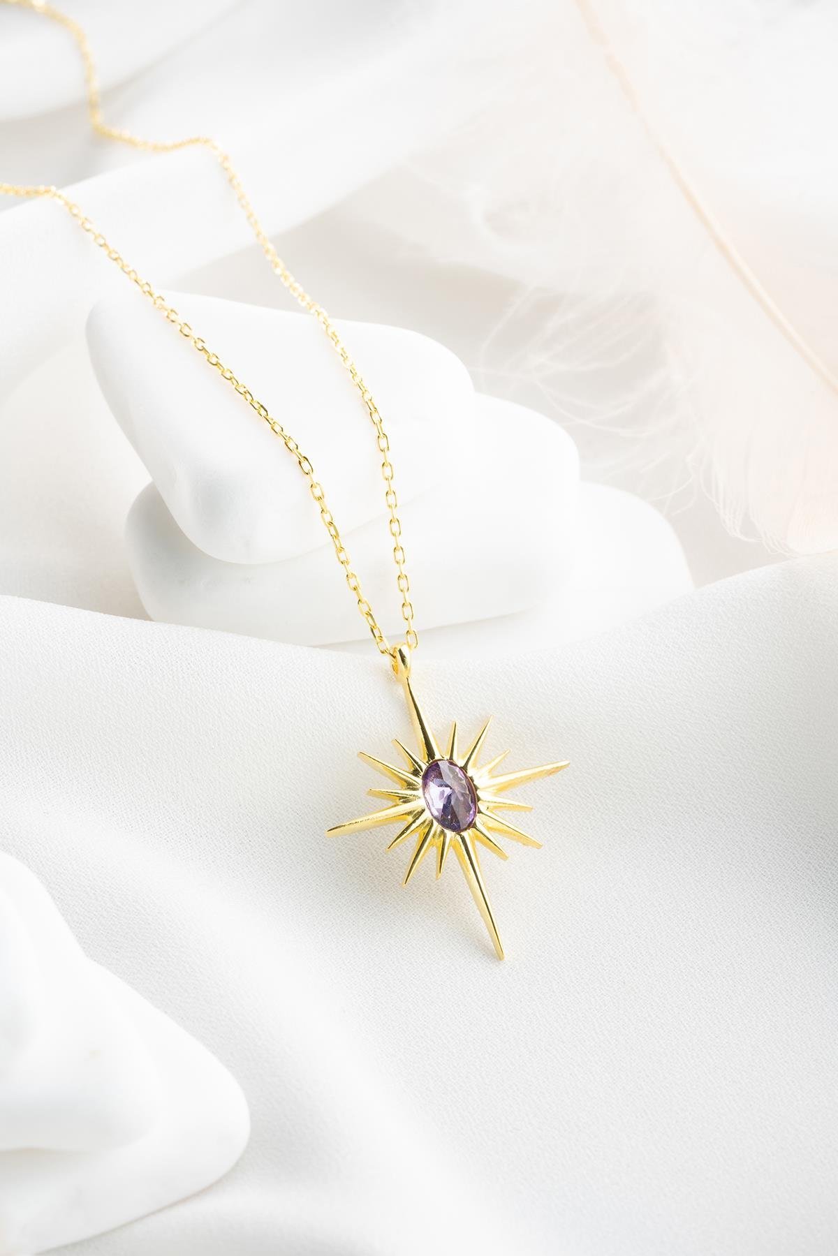 925 Ayar Gümüş Gold Kaplama Mor Taşlı Kutup Yıldızı Kolye