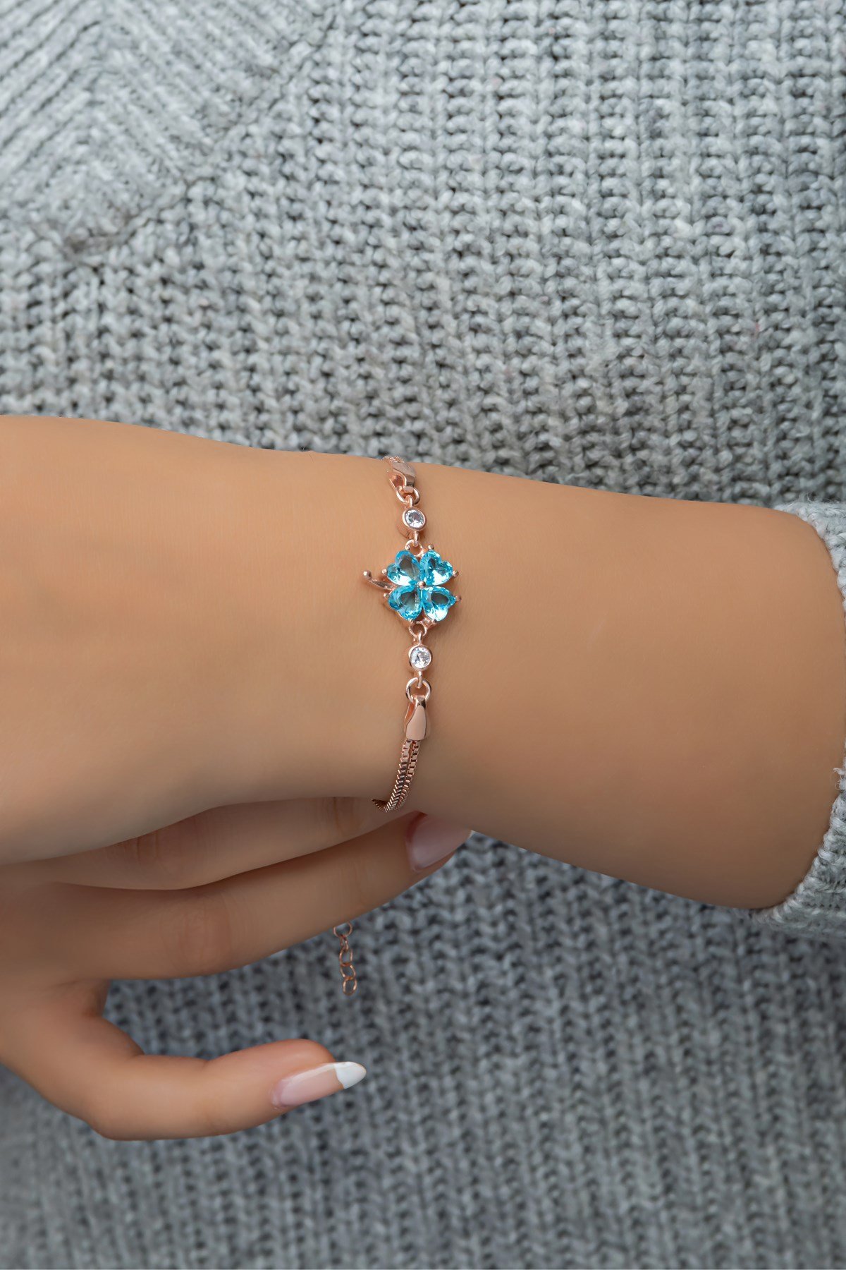 925 Ayar Gümüş Rose Aquamarin Taşlı Yonca Model Bileklik