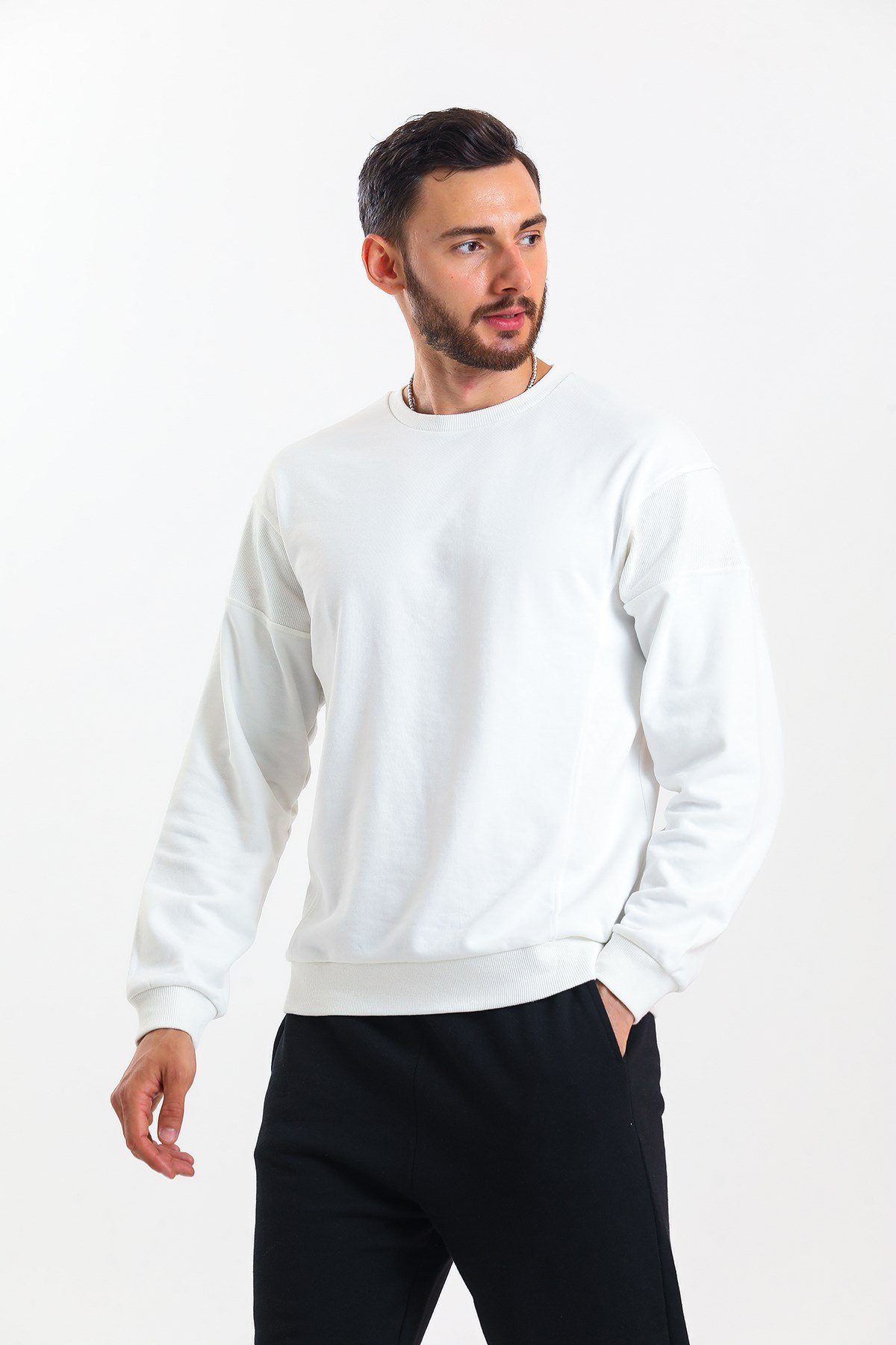 Ekru Parçalı Kaşkorse Detaylı Bisiklet Yaka Sweatshirt