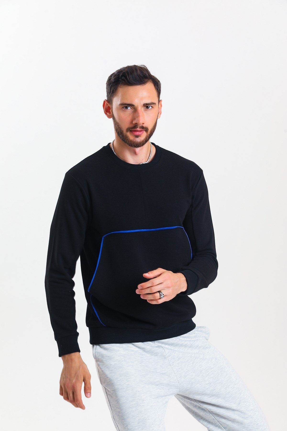 Siyah Kanguru Cepli Sweatshirt