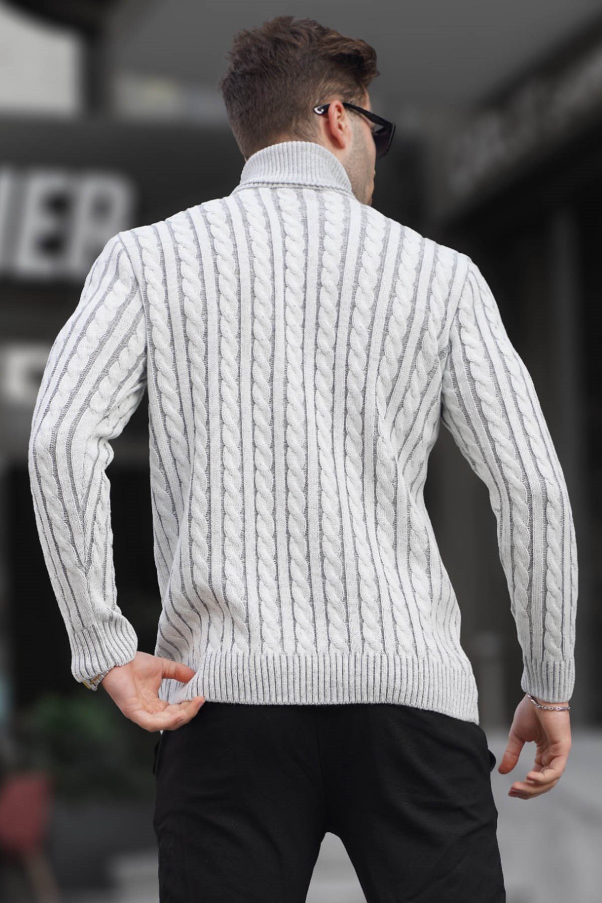 White Turtleneck Sweater -- Madmext