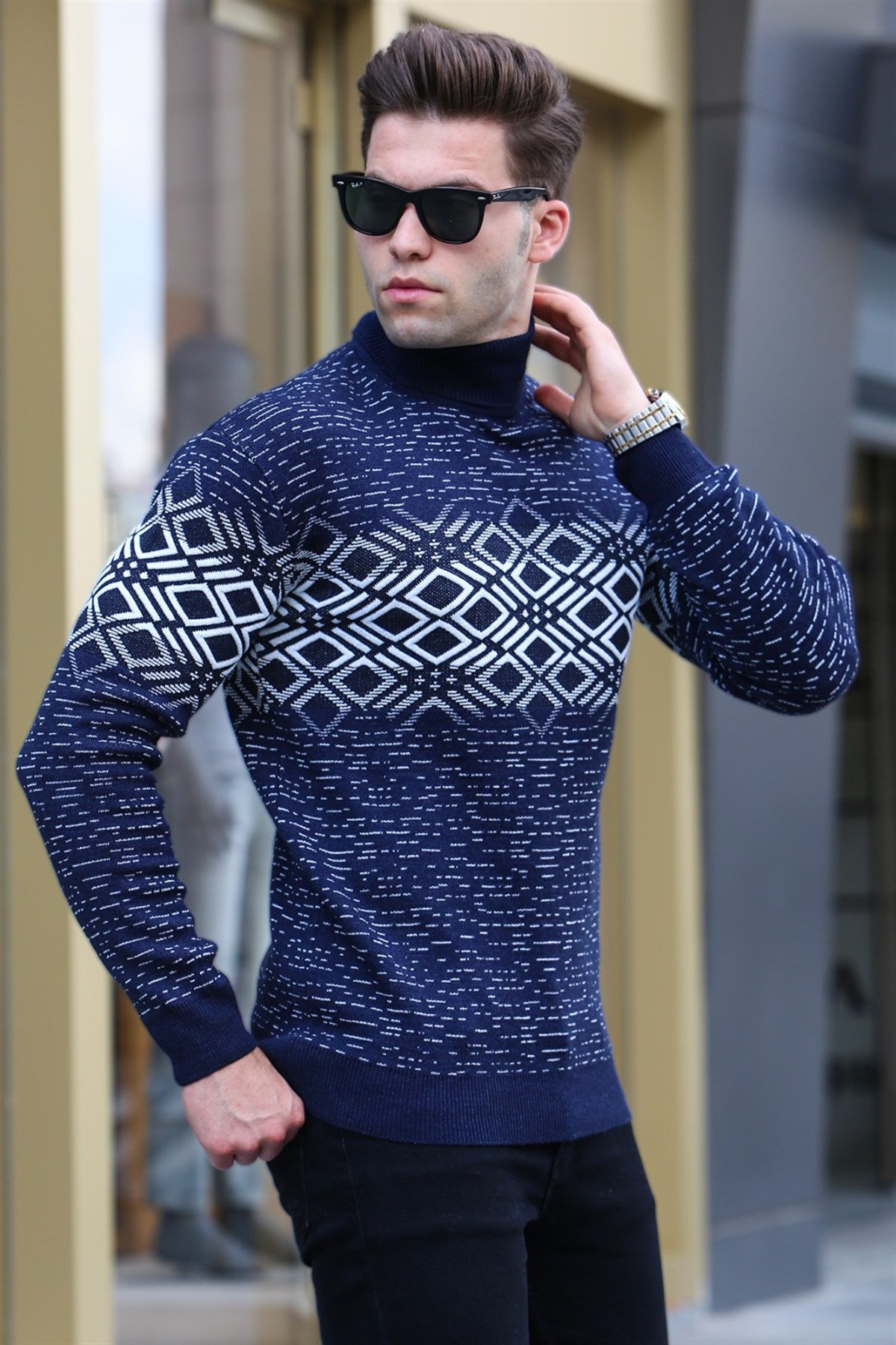 Dark blue store turtleneck mens