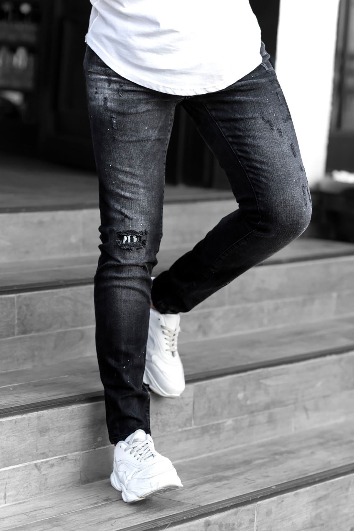 Madmext Siyah Slim Fit Yırtık Detaylı Kot Pantolon