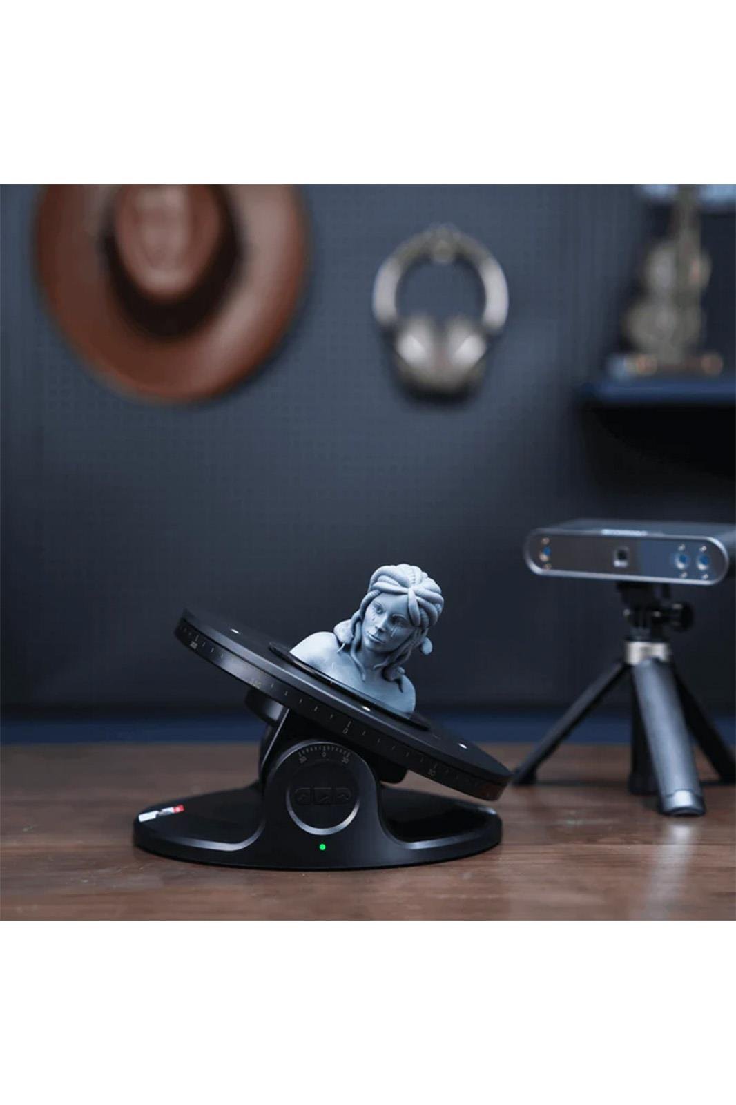 Dual-axis Turntable