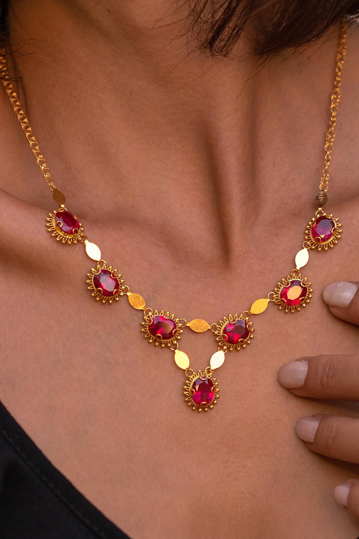 Ruby stone 2024 necklace gold