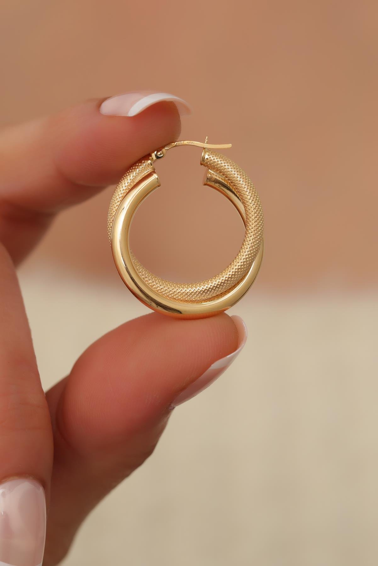 Solid gold cheap hoop earrings small