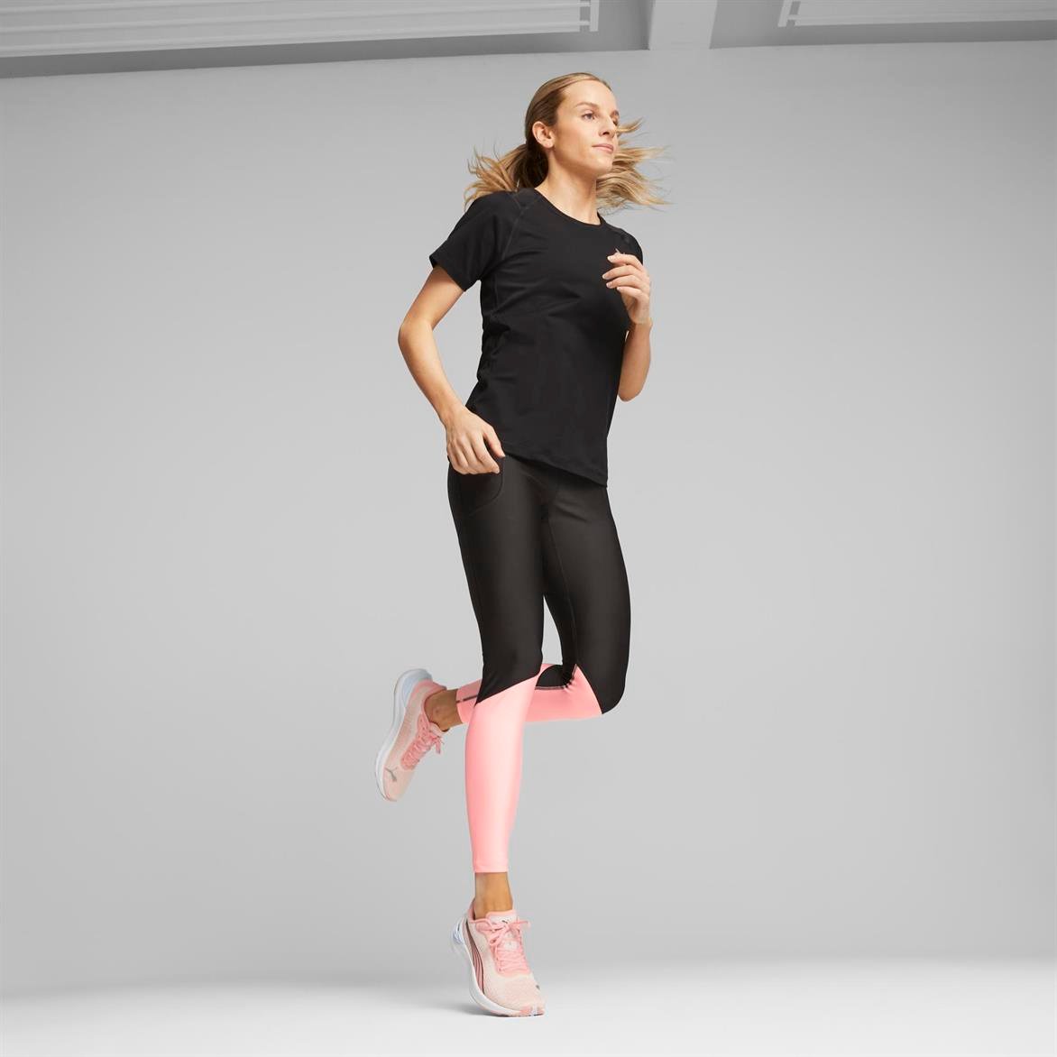 Leggings Puma RUN KEY ITEM ULTRAFORM HW FL TIGHT W 