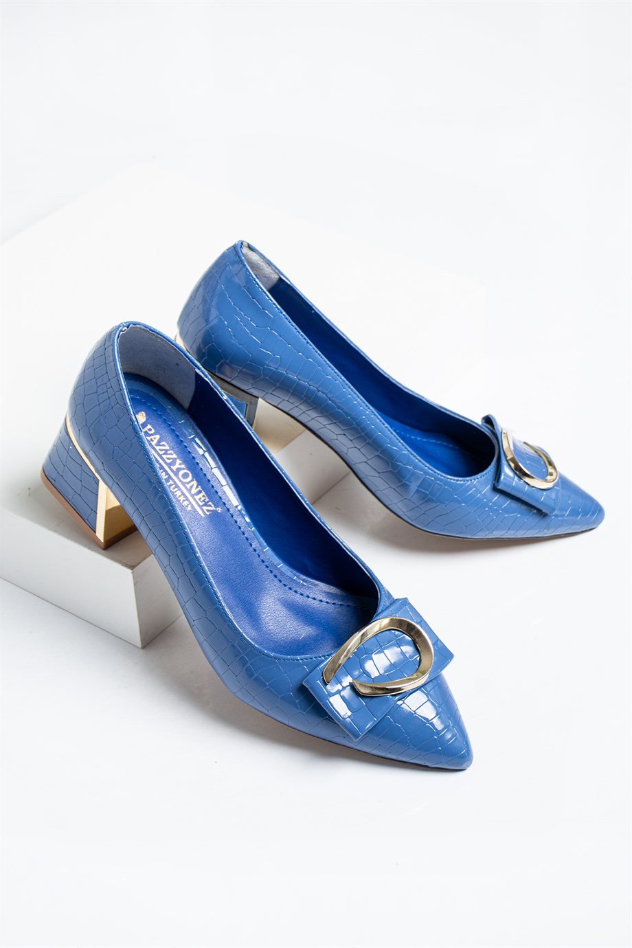 Pazzyonez GABBIA gold topuk detaylı lazer taş aksesuar Mavi kadın topuklu  ayakkabı