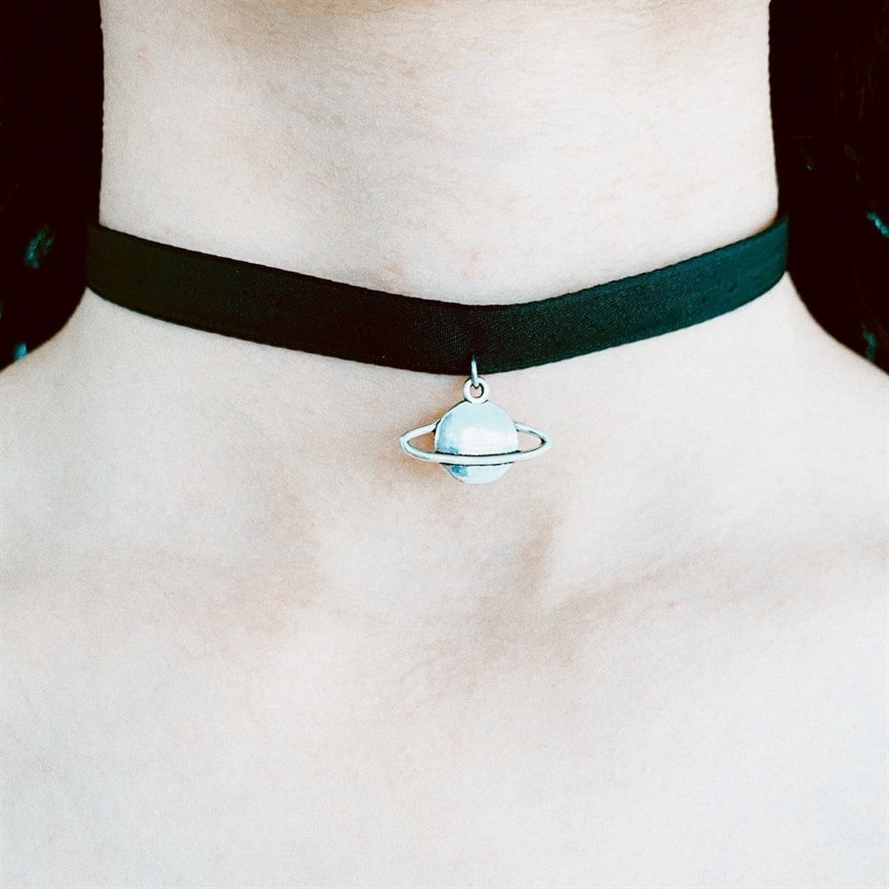 Saturn choker clearance