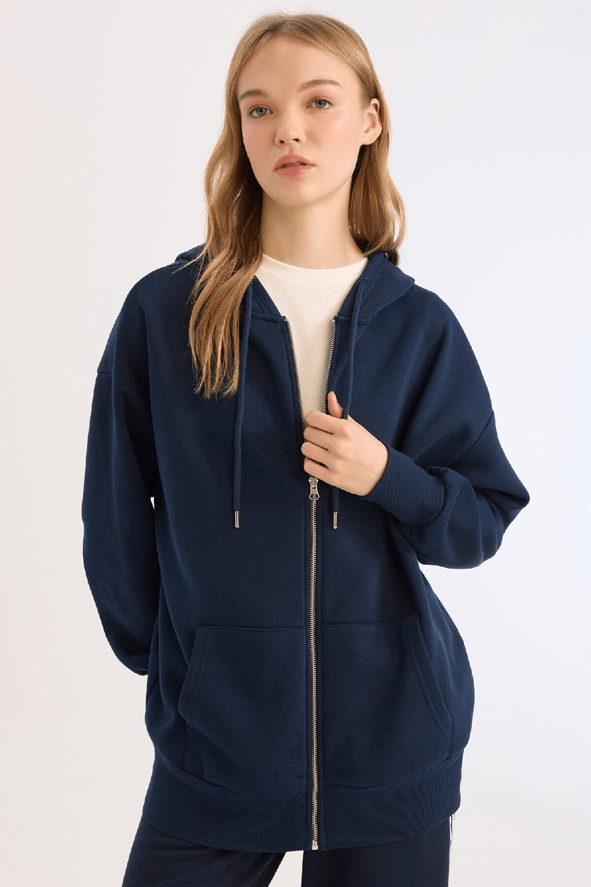 Pull Femme DeFacto U3144az - Col Rond, Manches Longues, Coupe Droite - Tissu Doux Et Confortable