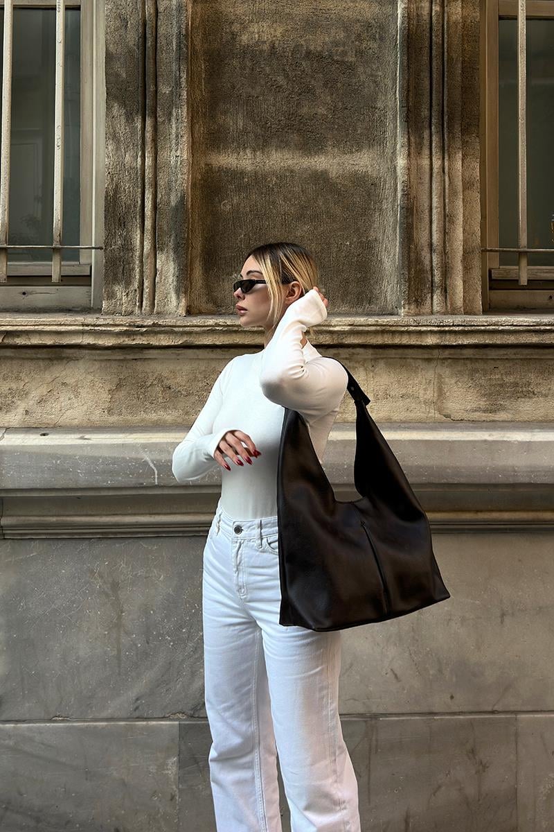 バッグ OLD leather/suede shoulder pouch Suede Shoulder Bag | Leather Bags | Accessorize Global