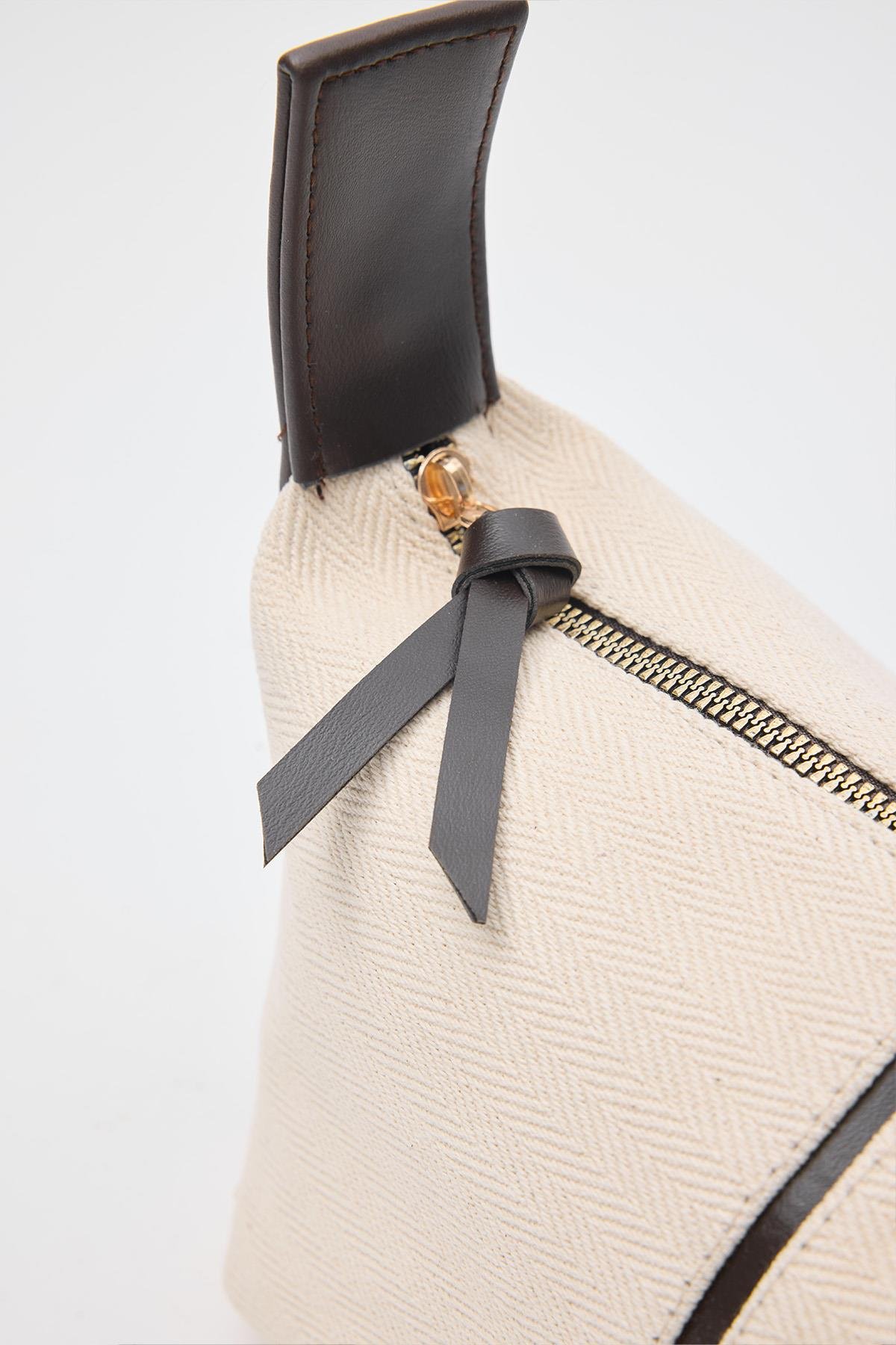 【美品】SELLE SUCCESS COLNAGO KEVLAR 2105 刺繍 Leo Kanvas El ve Çapraz Çanta Acı Kahve | Shule Bags