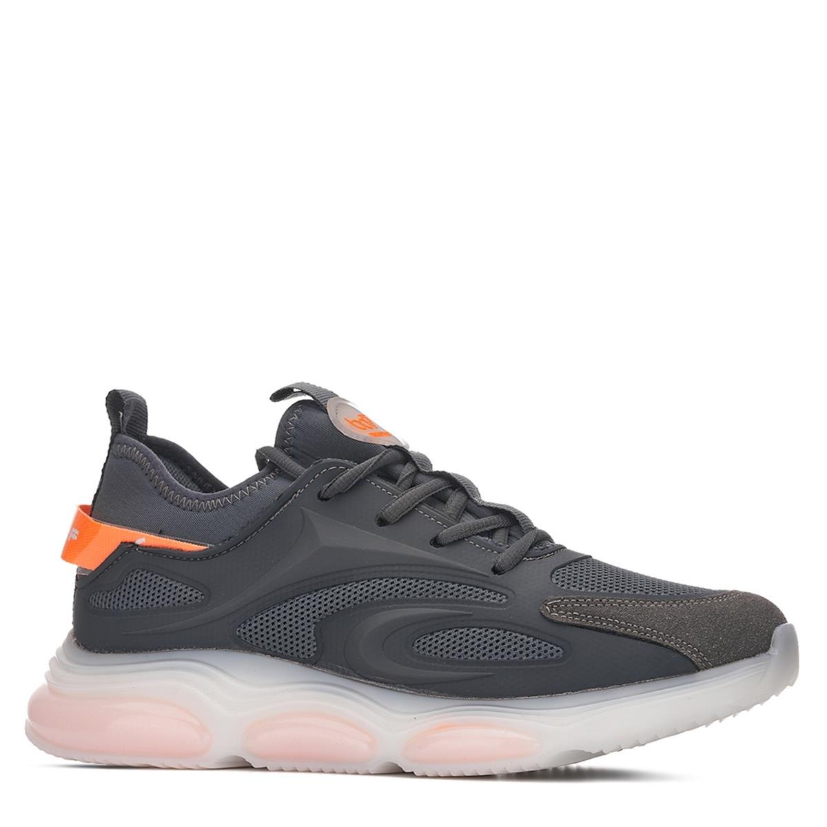 SPOR Discover Quality and Style at AyakkabiPazari Your Premier Destination for Online Wholesale Shoe Sales