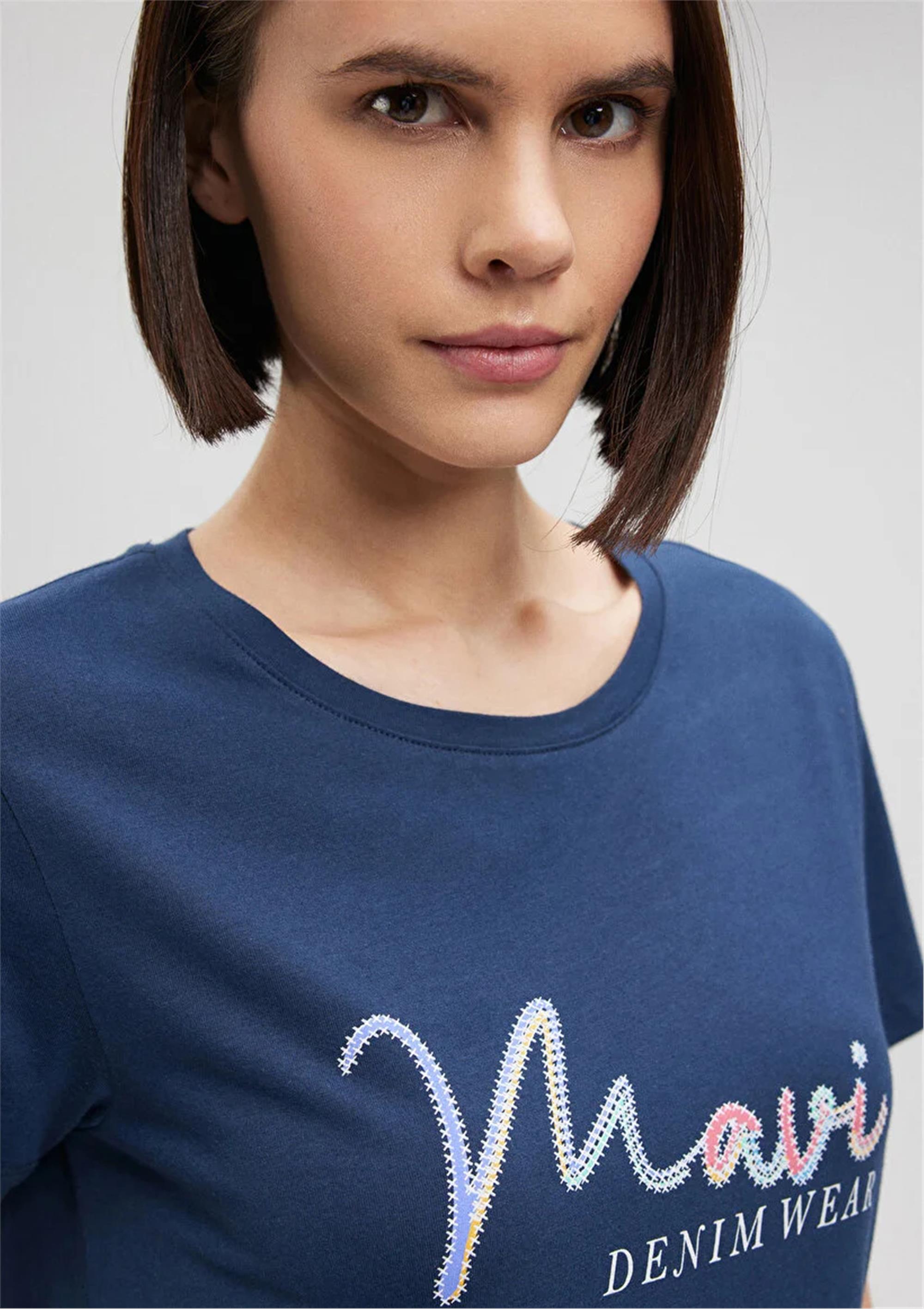 Mavi M1612247 82454 Dress Blues Kad n Slim Logo T Shirt
