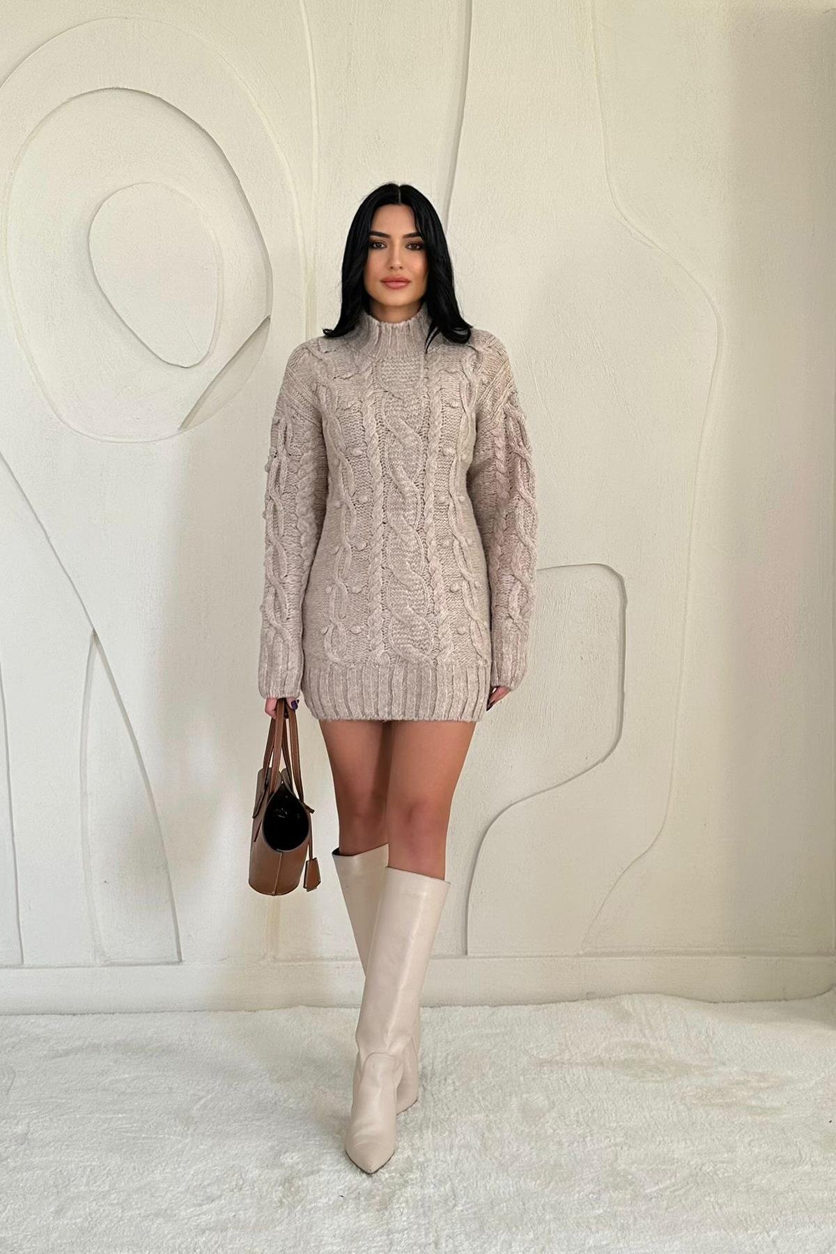 Wholesale Beige Knitted Sweater