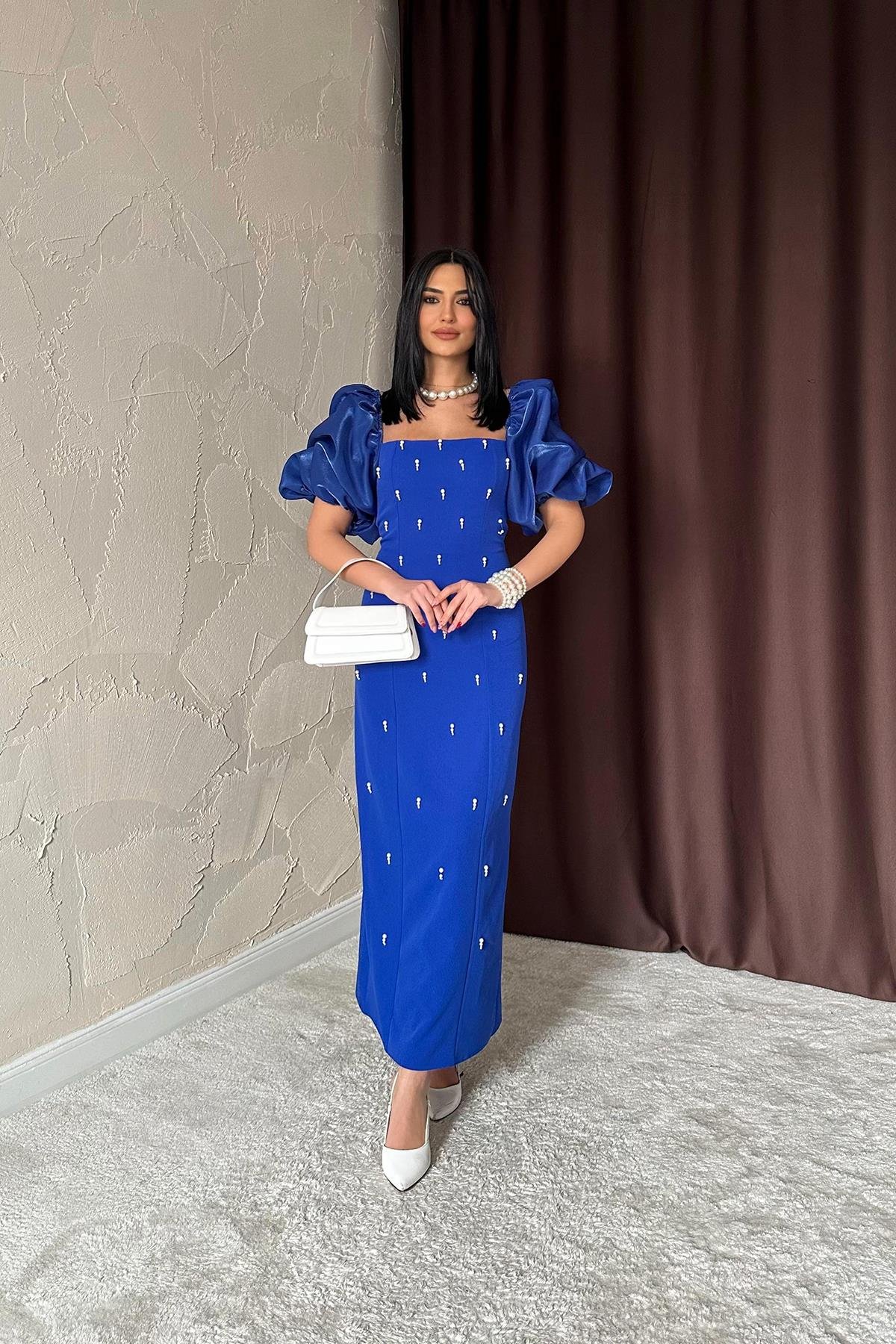 Wholesale Saxe Embroidered Sleeve Garnish Dress