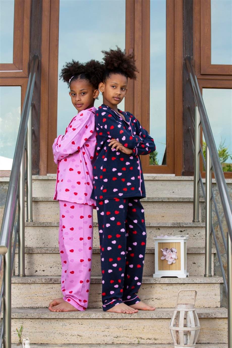 Kız Çocuk Uzun Kollu Düğmeli Pijama Takımı Kırmızı Kalpli Pembe