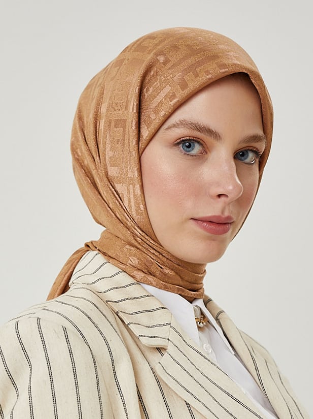 Mocha F Desen Parlak Jakar Eşarp | Coco Scarfs